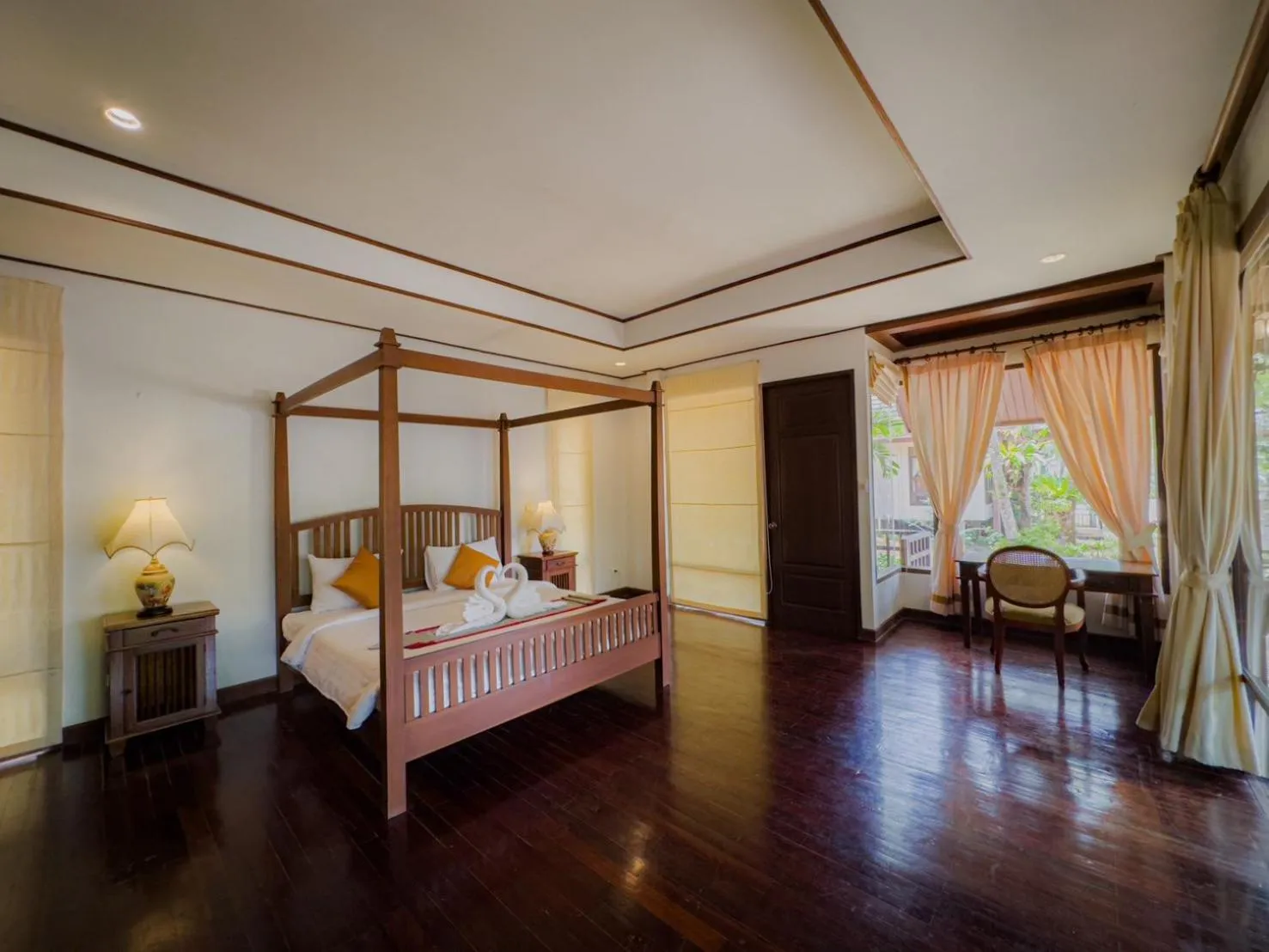 Bed in Kooncharaburi Resort - Koh Chang