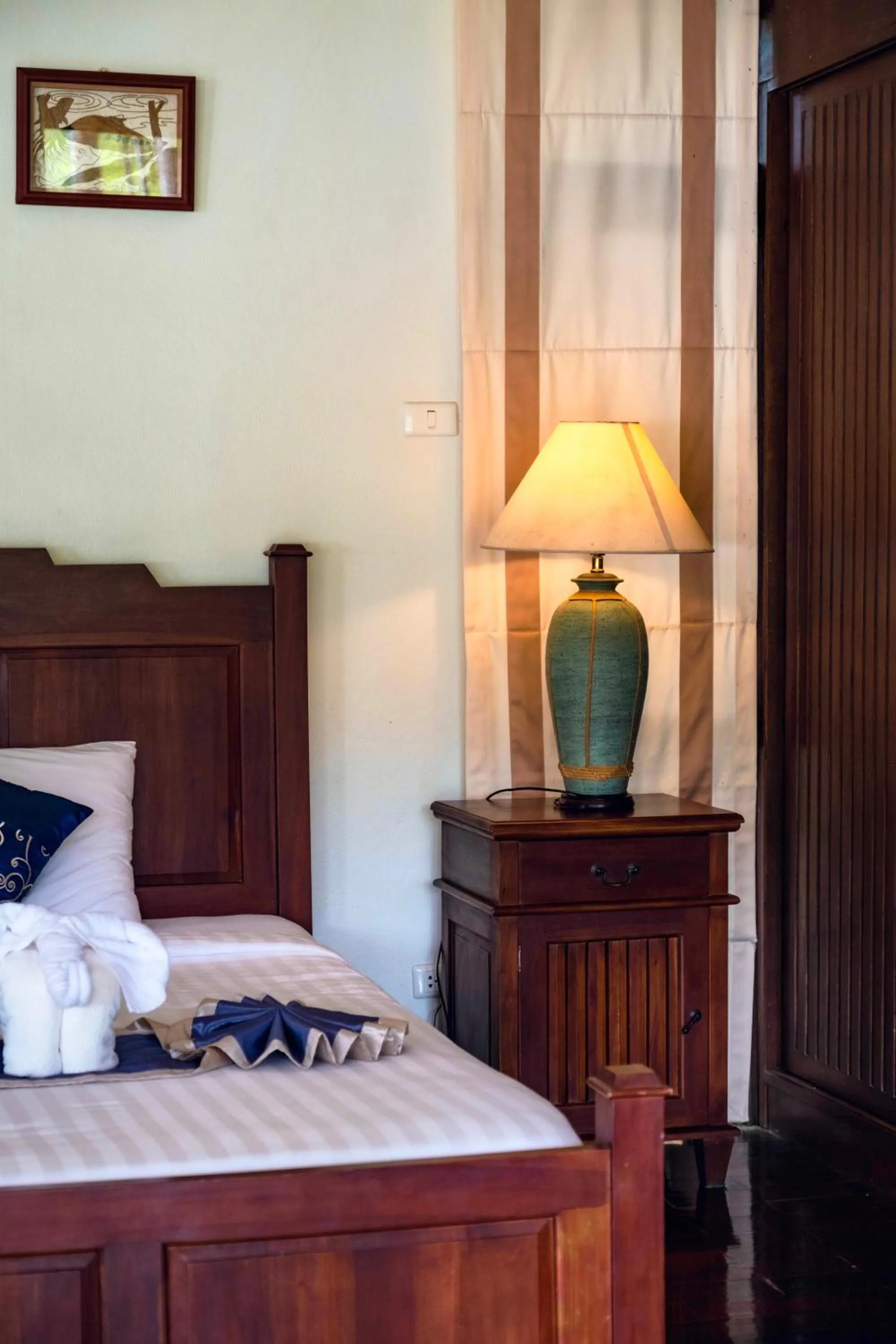 Bed in Kooncharaburi Resort - Koh Chang