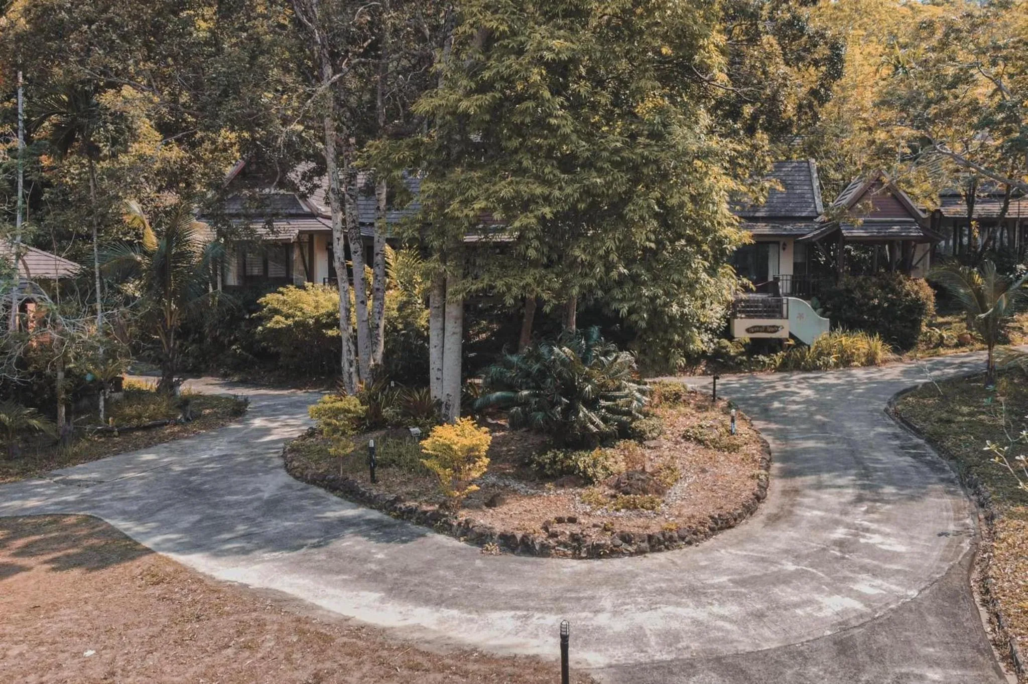 Facade/entrance in Kooncharaburi Resort - Koh Chang