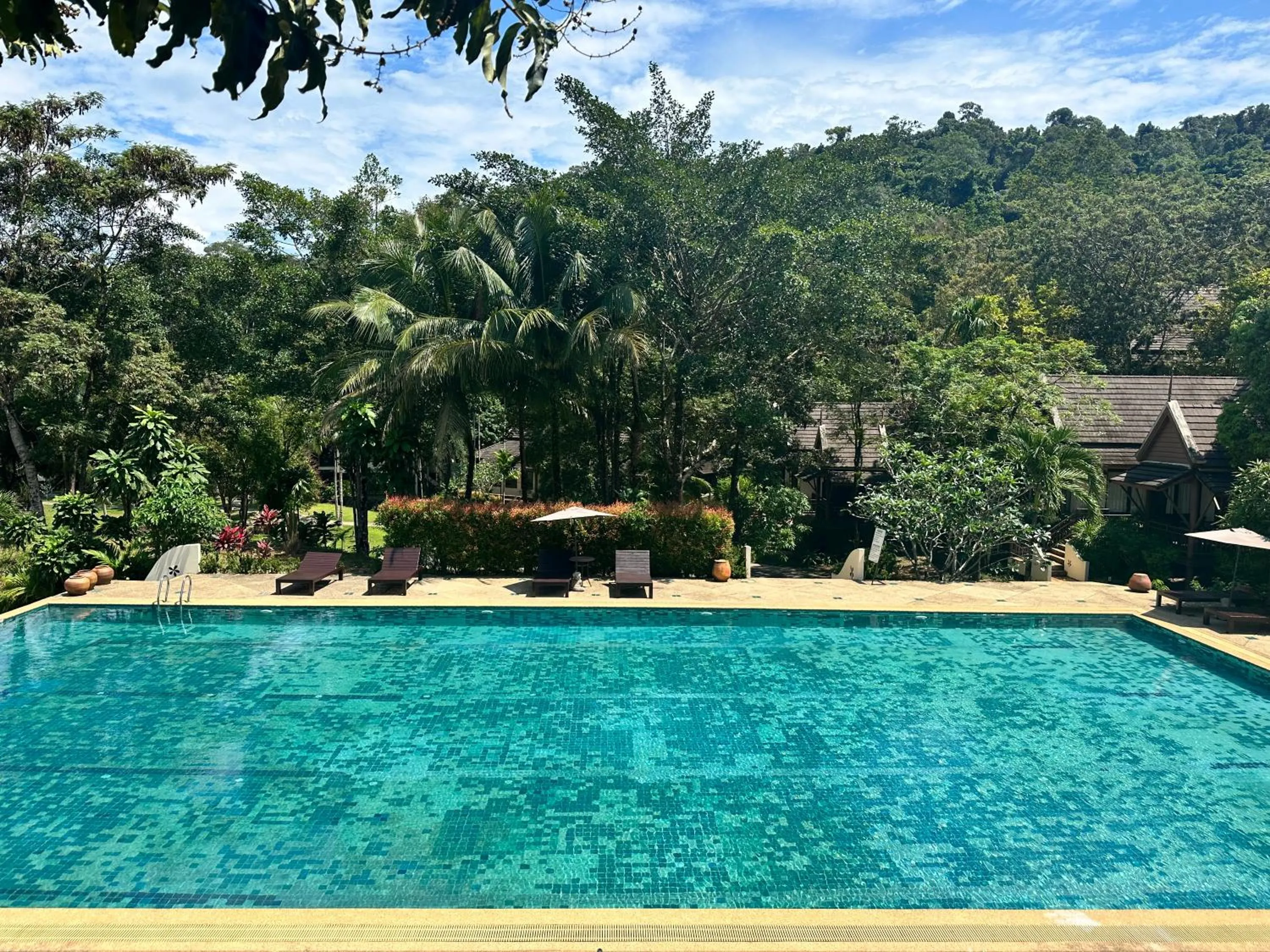 Swimming pool in Kooncharaburi Resort - Koh Chang