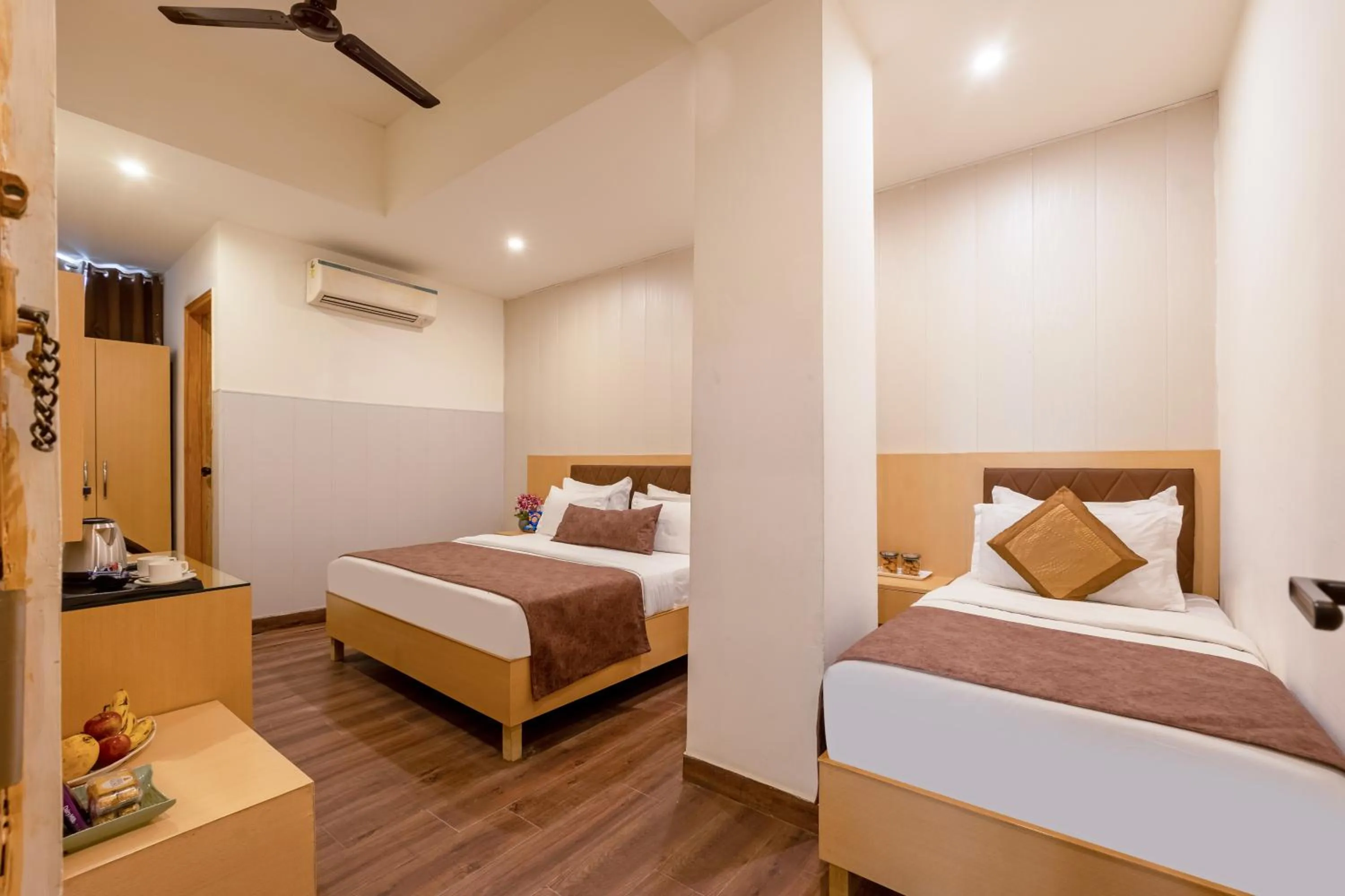 Bed in Yahobhoomi Hotel Tashree Dwarka Sector 23