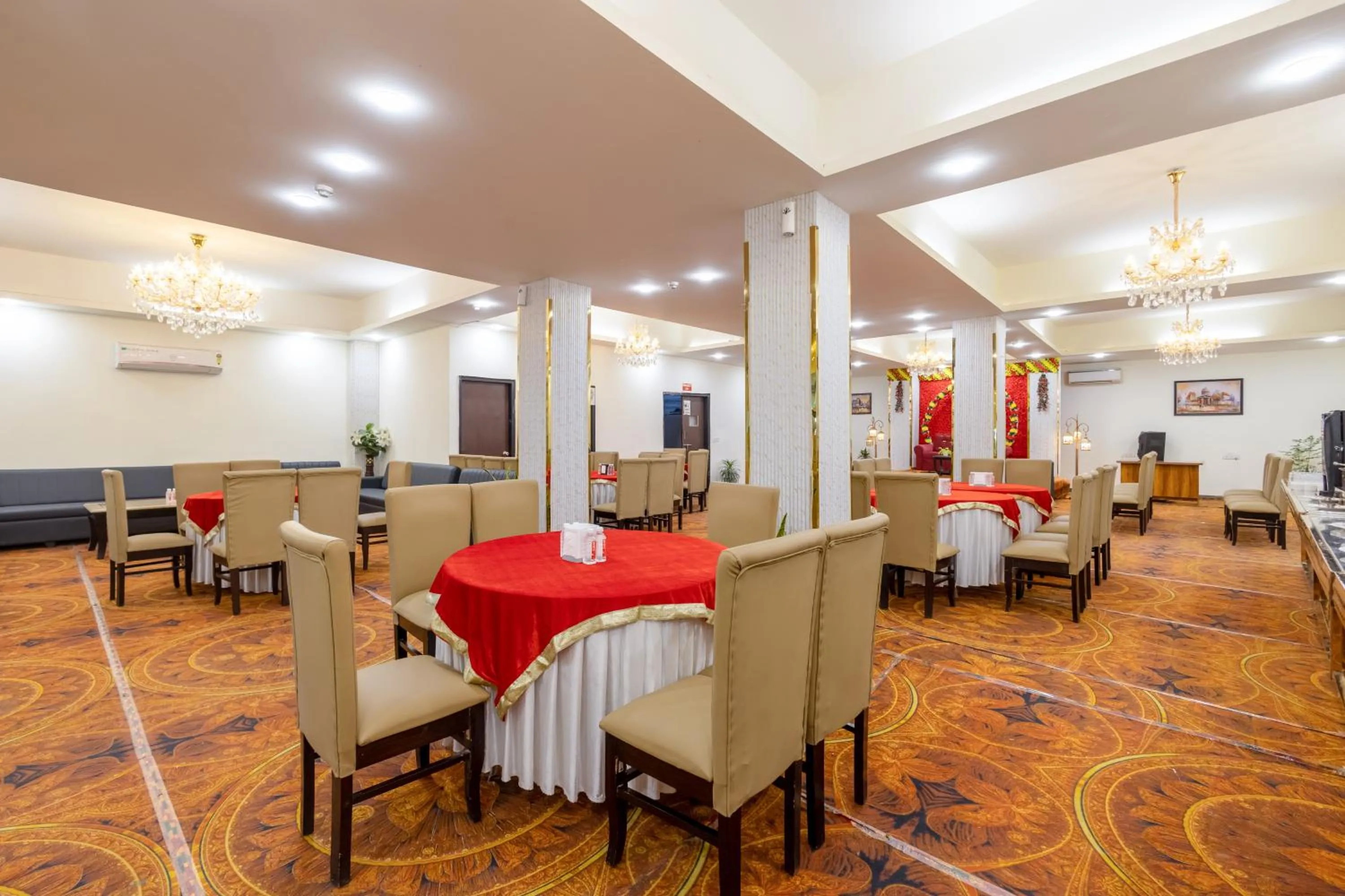 Yahobhoomi Hotel Tashree Dwarka Sector 23