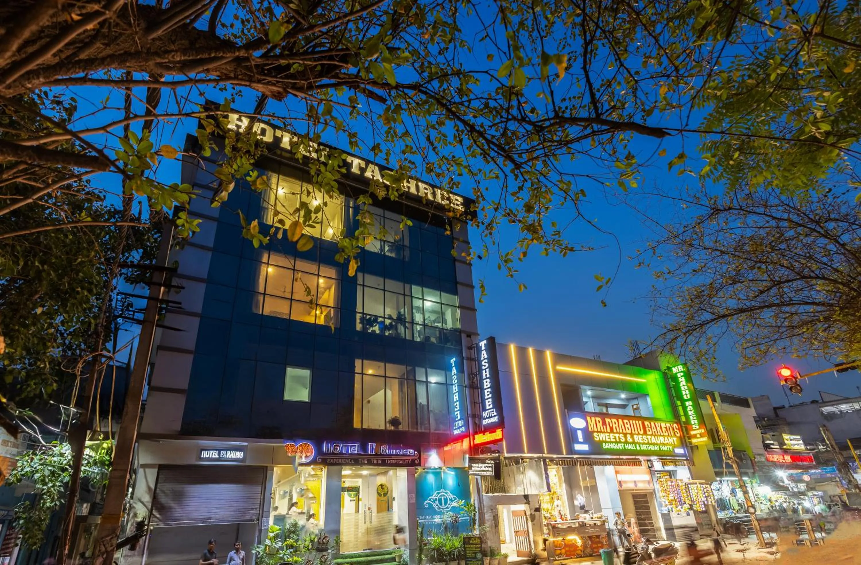Yahobhoomi Hotel Tashree Dwarka Sector 23