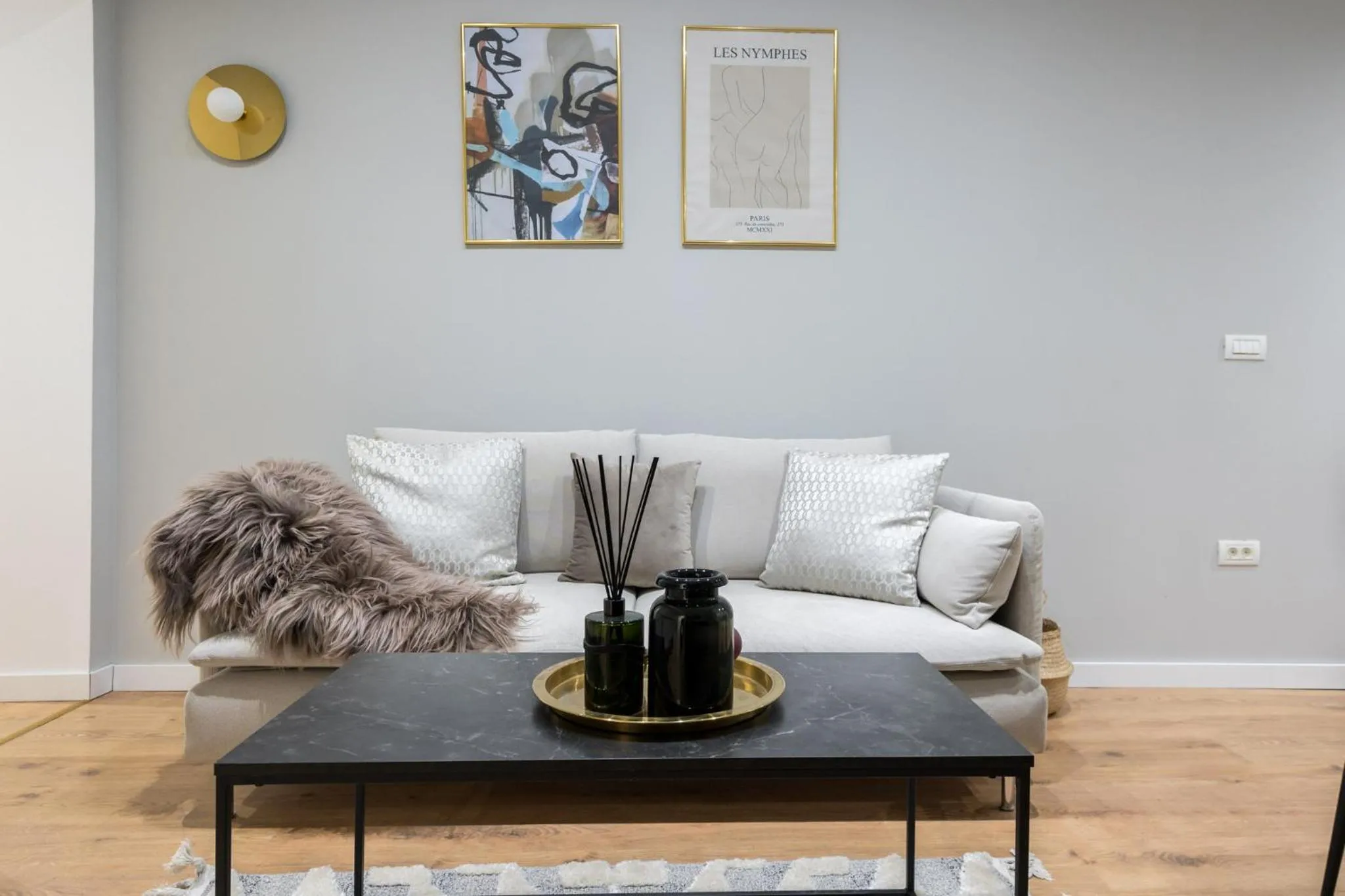 Crystal 3BDR Apartment In Center