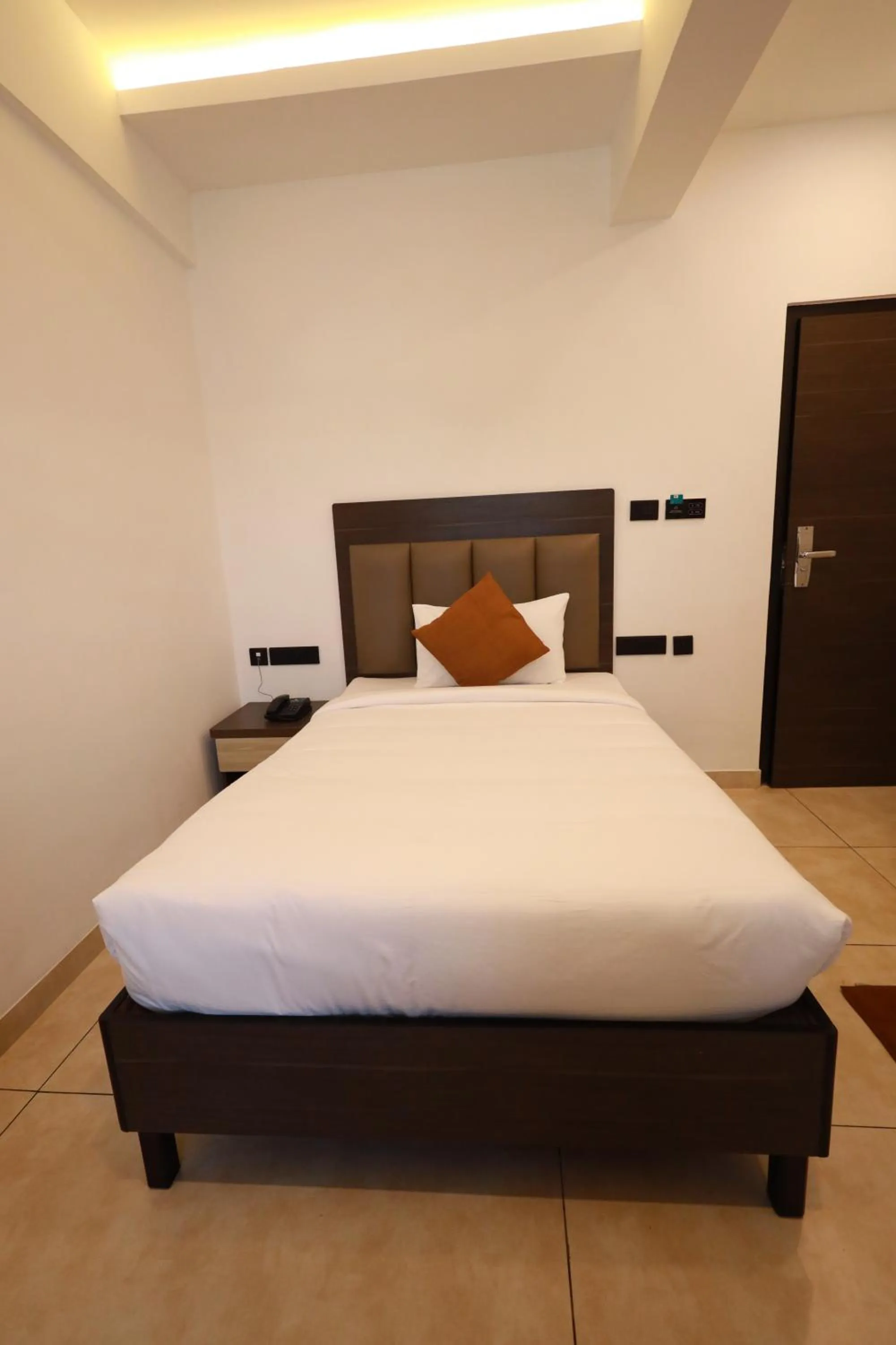 Bed in Goodland Elegance