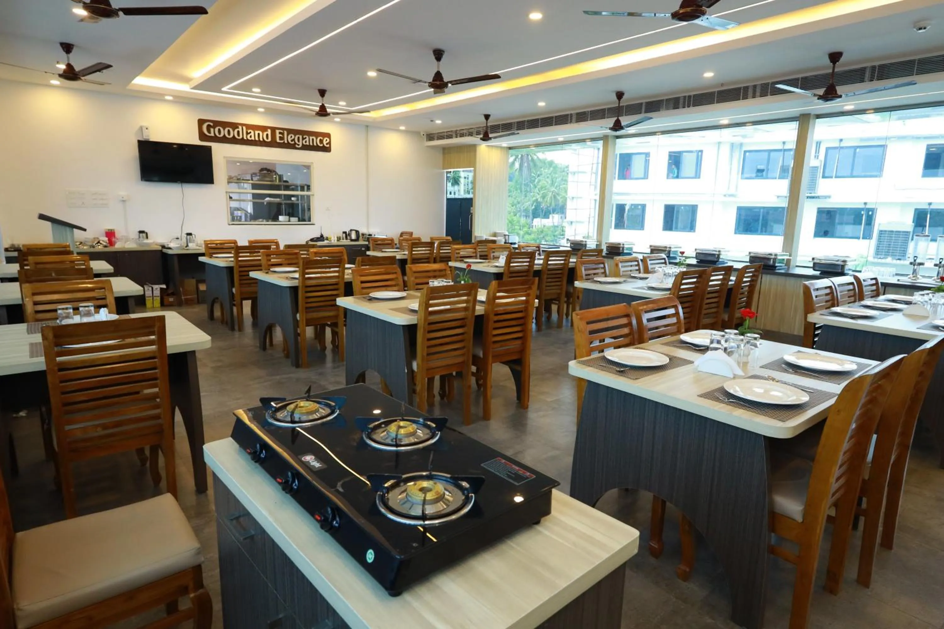 Restaurant/places to eat in Goodland Elegance