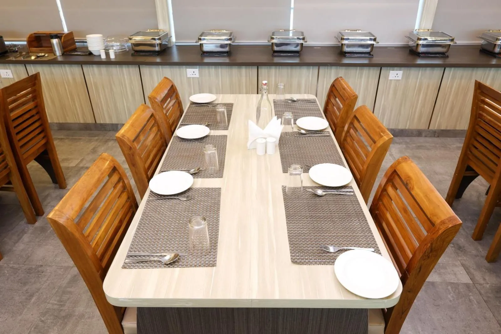 Restaurant/places to eat in Goodland Elegance