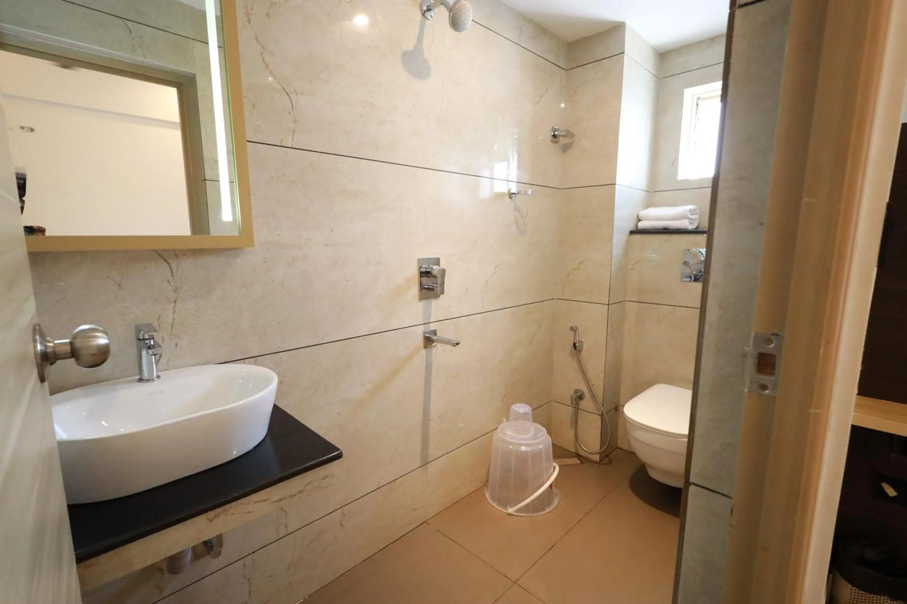 Toilet in Goodland Elegance