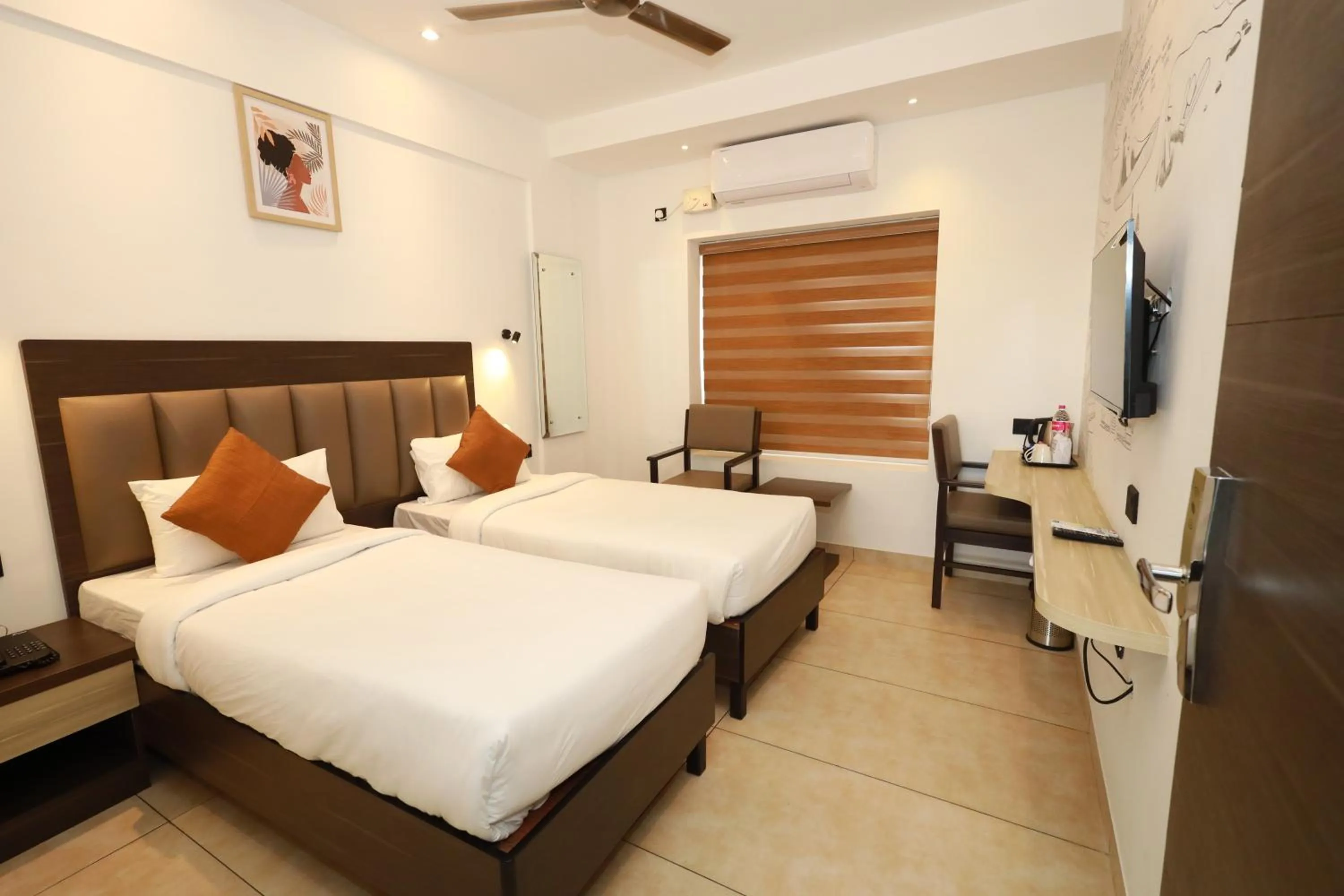 TV and multimedia, Bed in Goodland Elegance