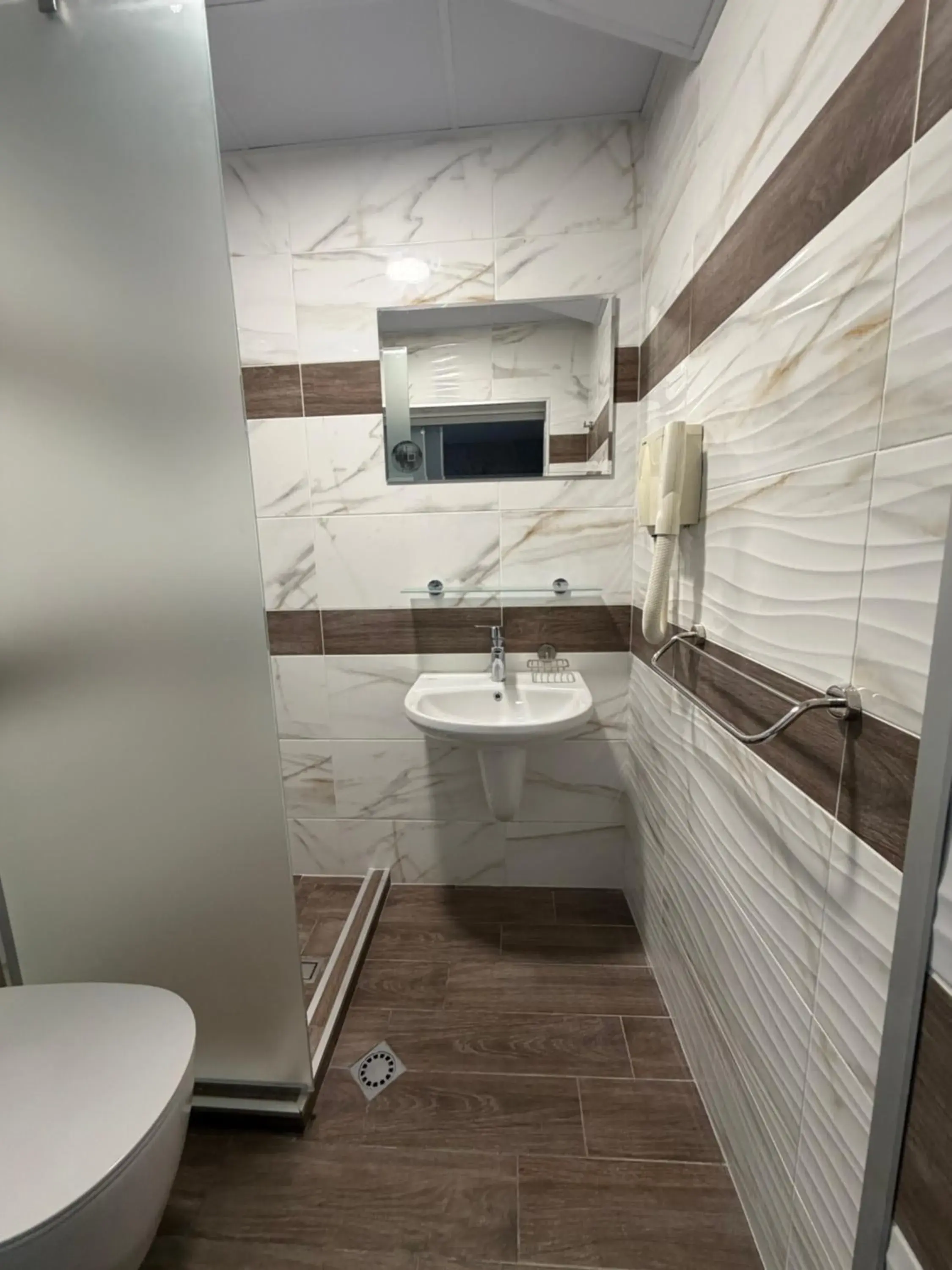 Deluxe Twin Room in Brani Family Hotel Deluxe Twin Room in Brani Family Hotel