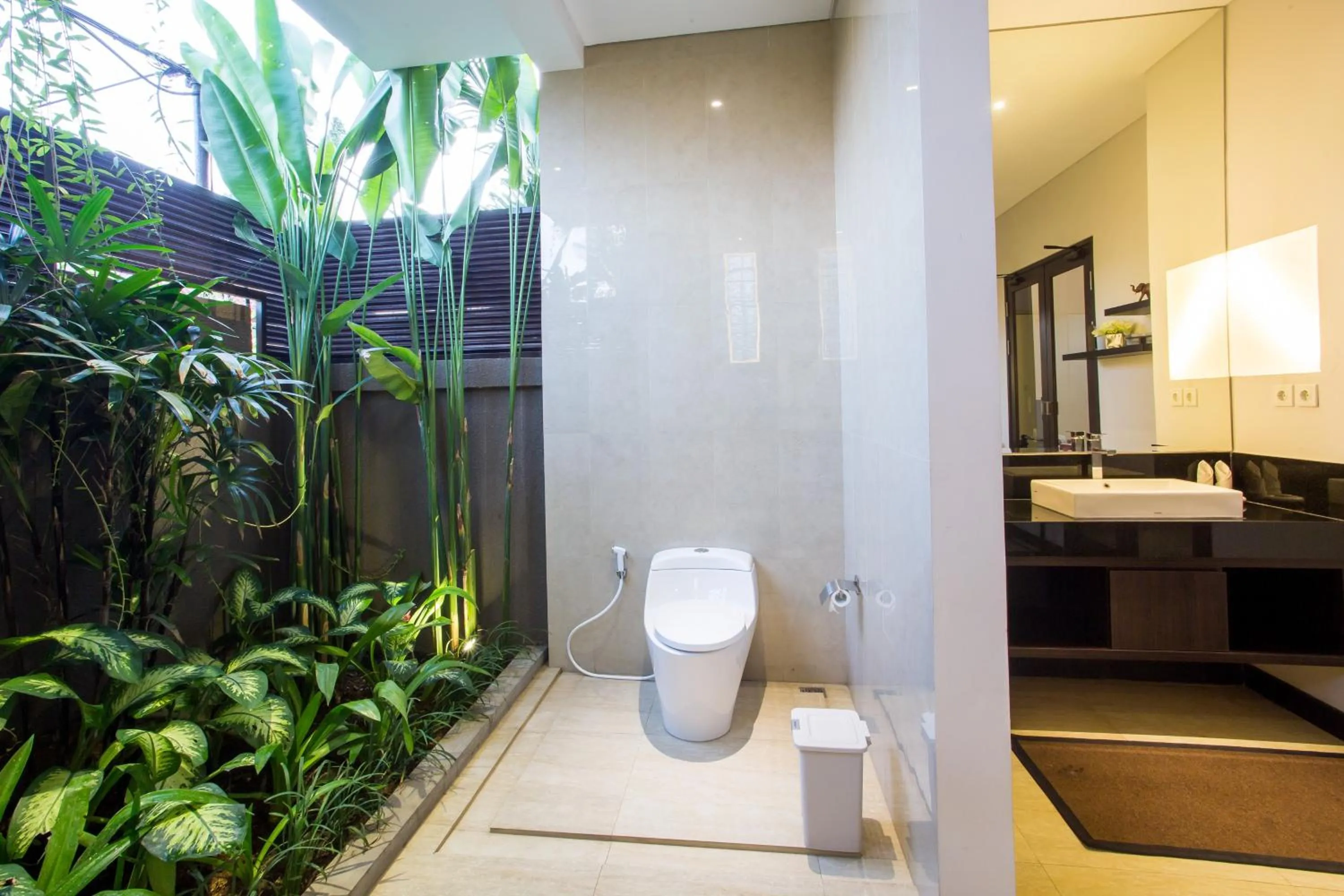 Toilet in The Amarta Villa