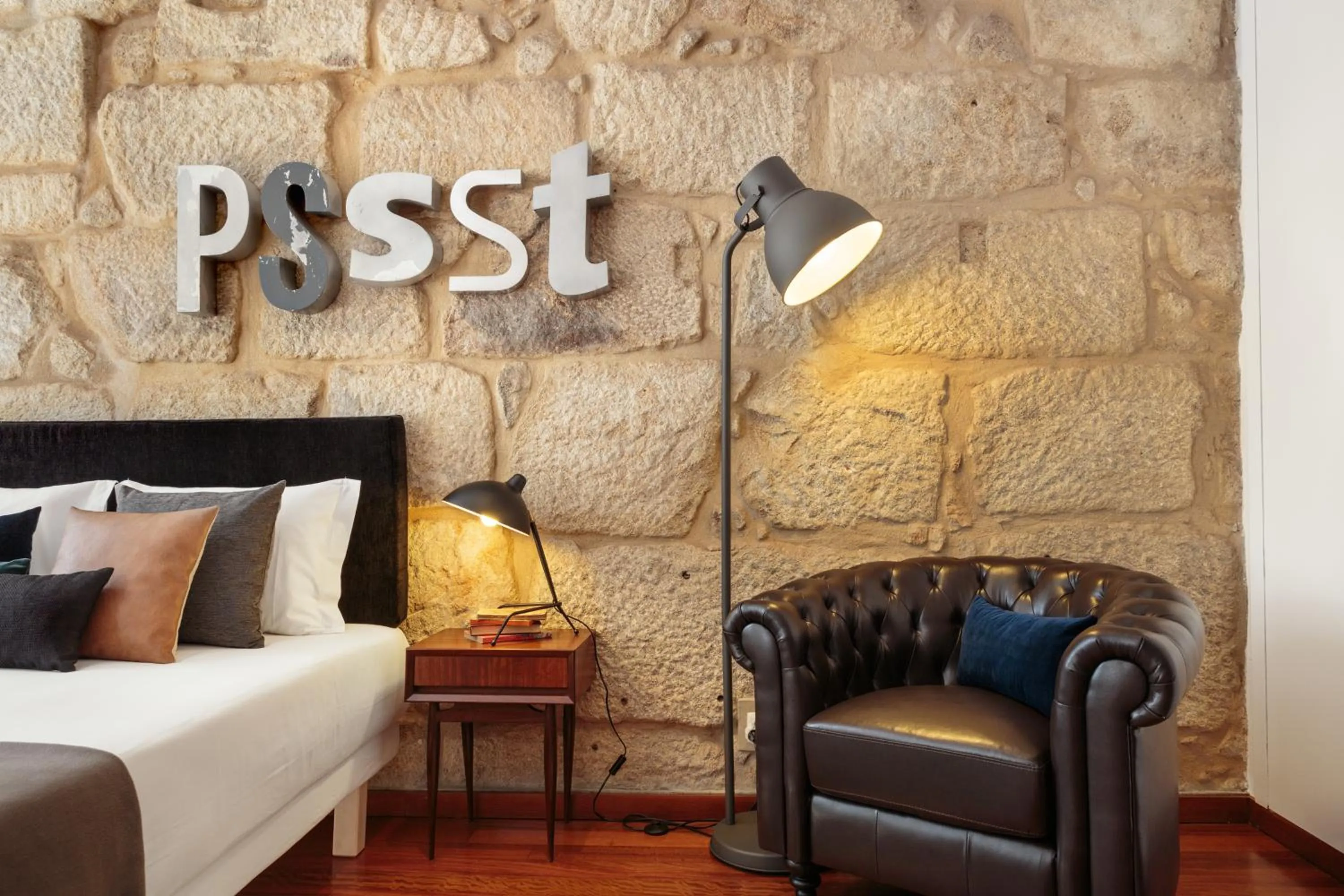 Seating area, Bed in Oporto Chic & Cozy Studio Apartments