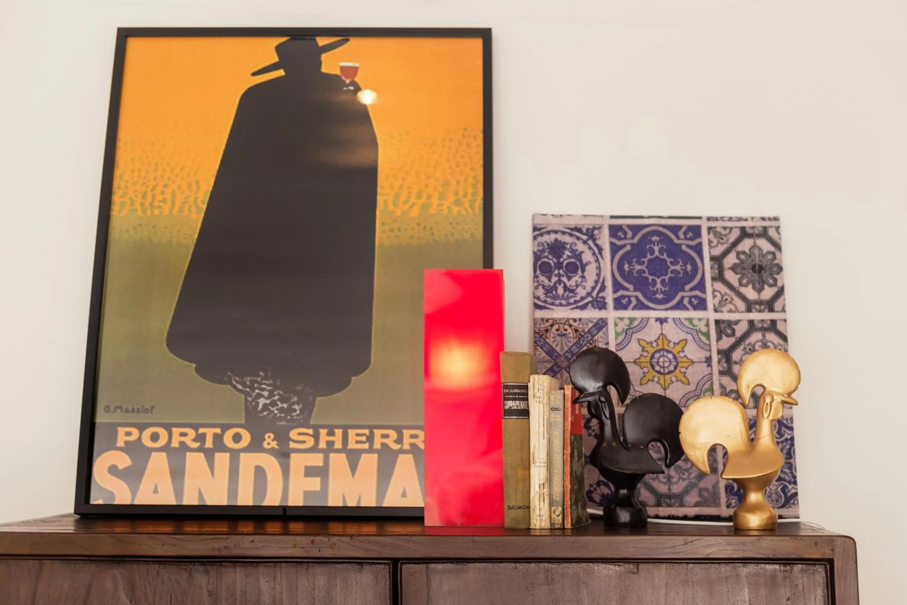 Kitchen or kitchenette in Oporto Chic & Cozy Studio Apartments