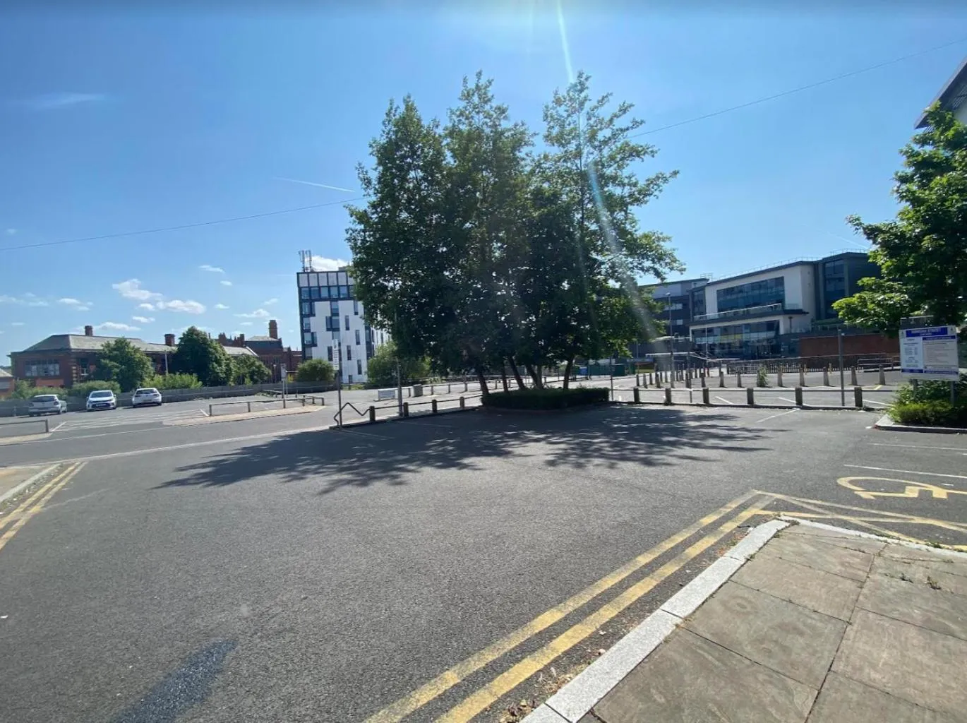 Parking in Hotel Royal