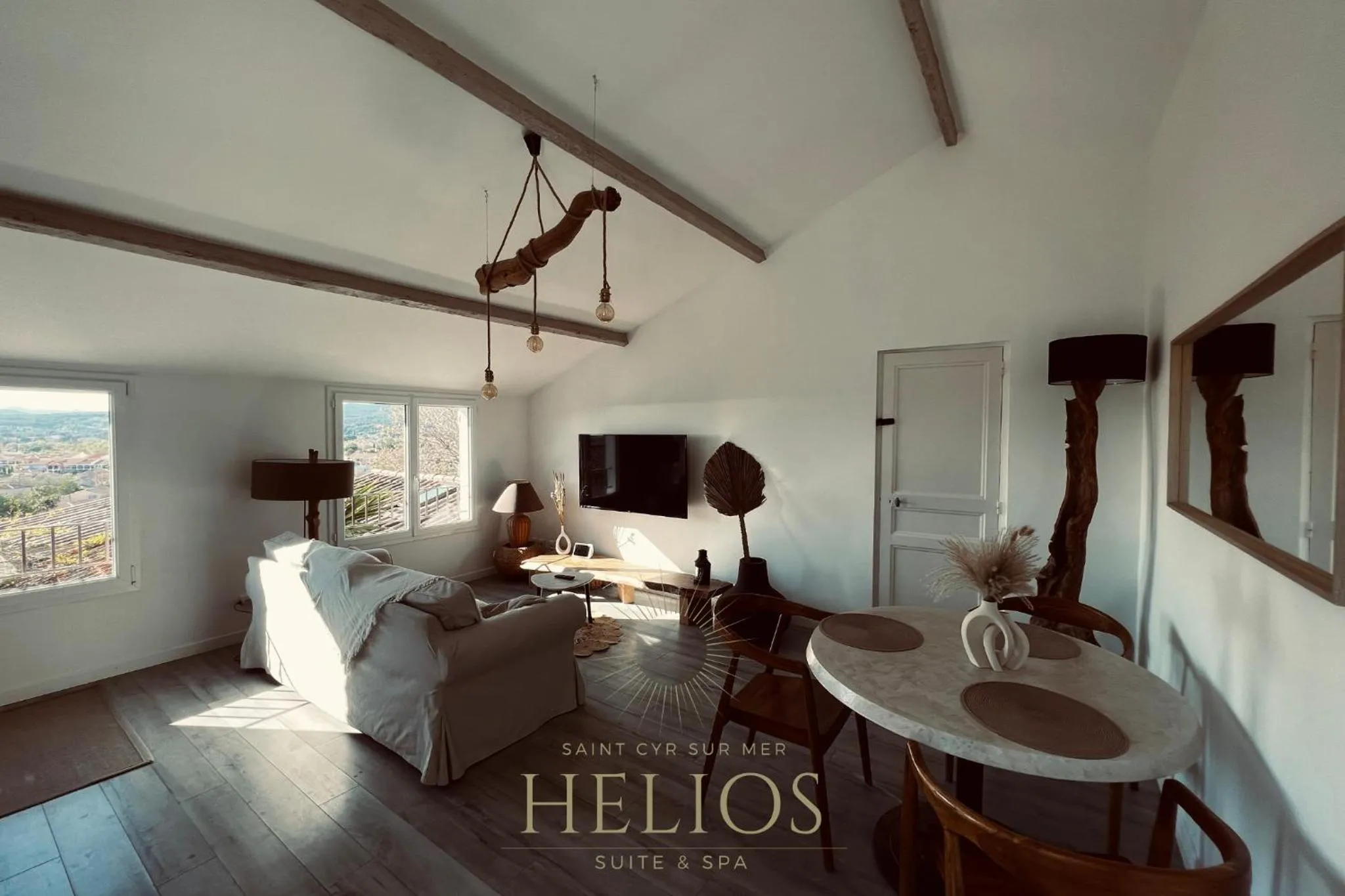 Jacuzzi Vue sur Mer Helios Suite & Spa