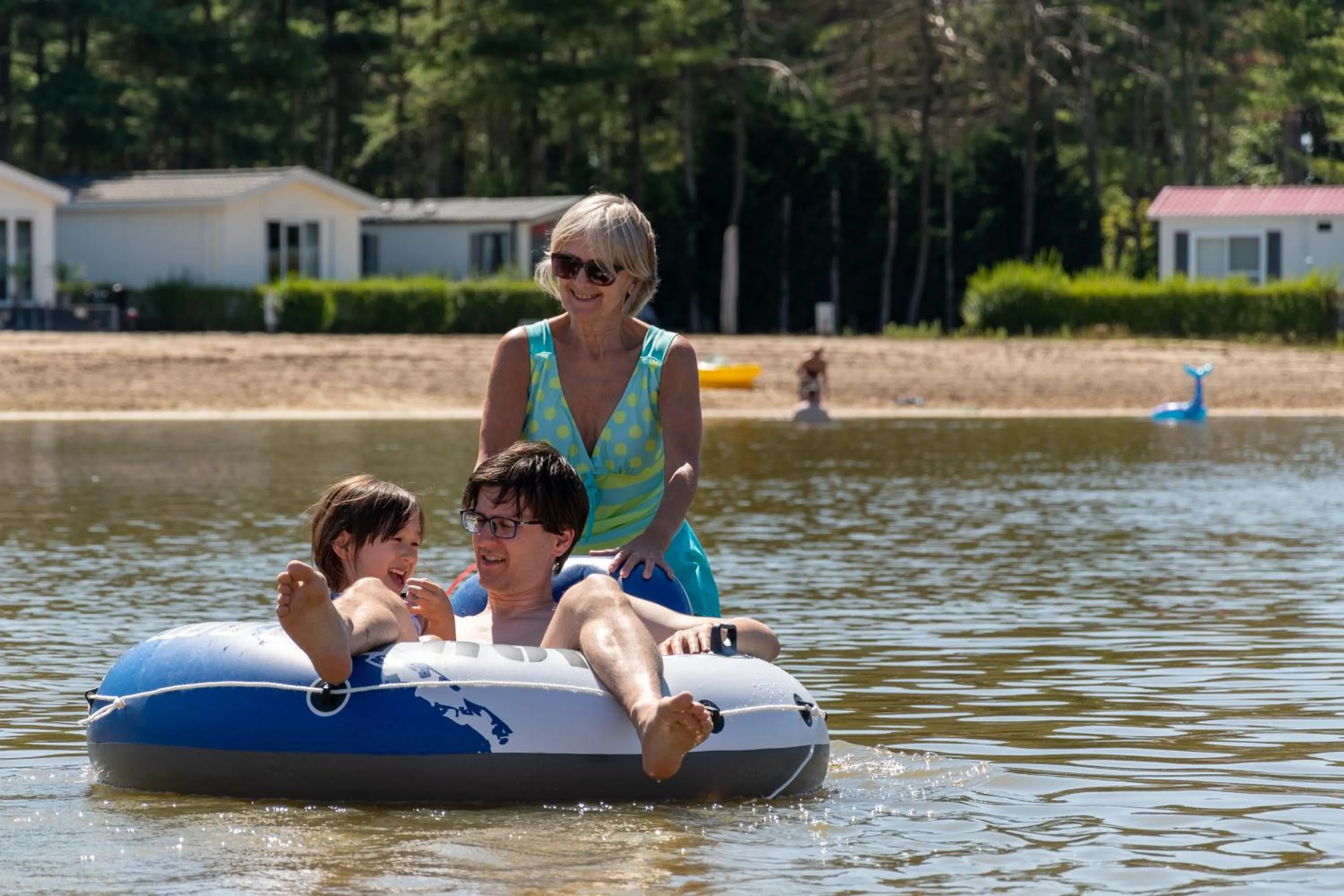 People in Vakantiepark Breebos