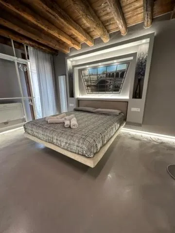 Bed in City Fun