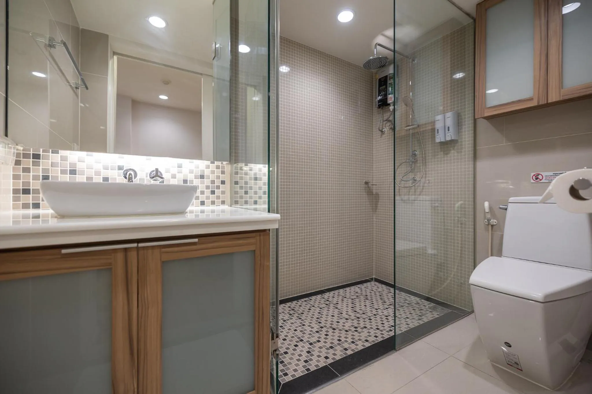 Shower in Exoresidence The Heart of Chinatown