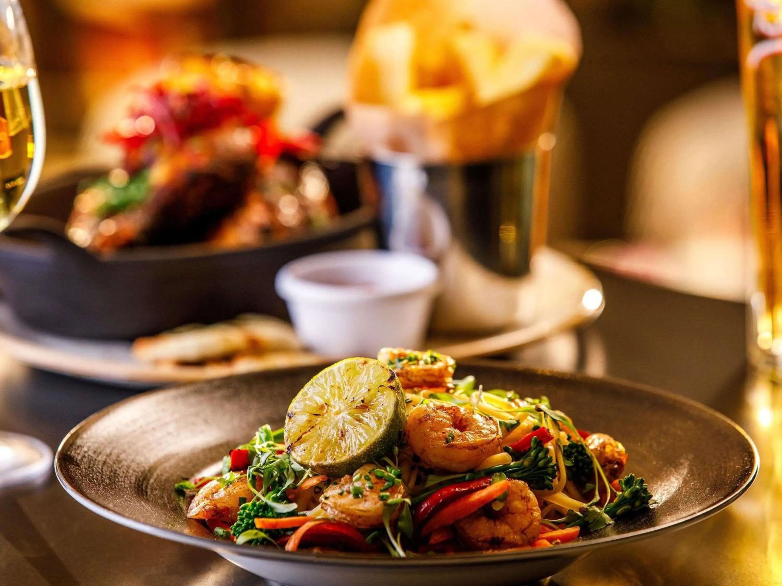 Restaurant/places to eat in Mercure Cardiff North Hotel