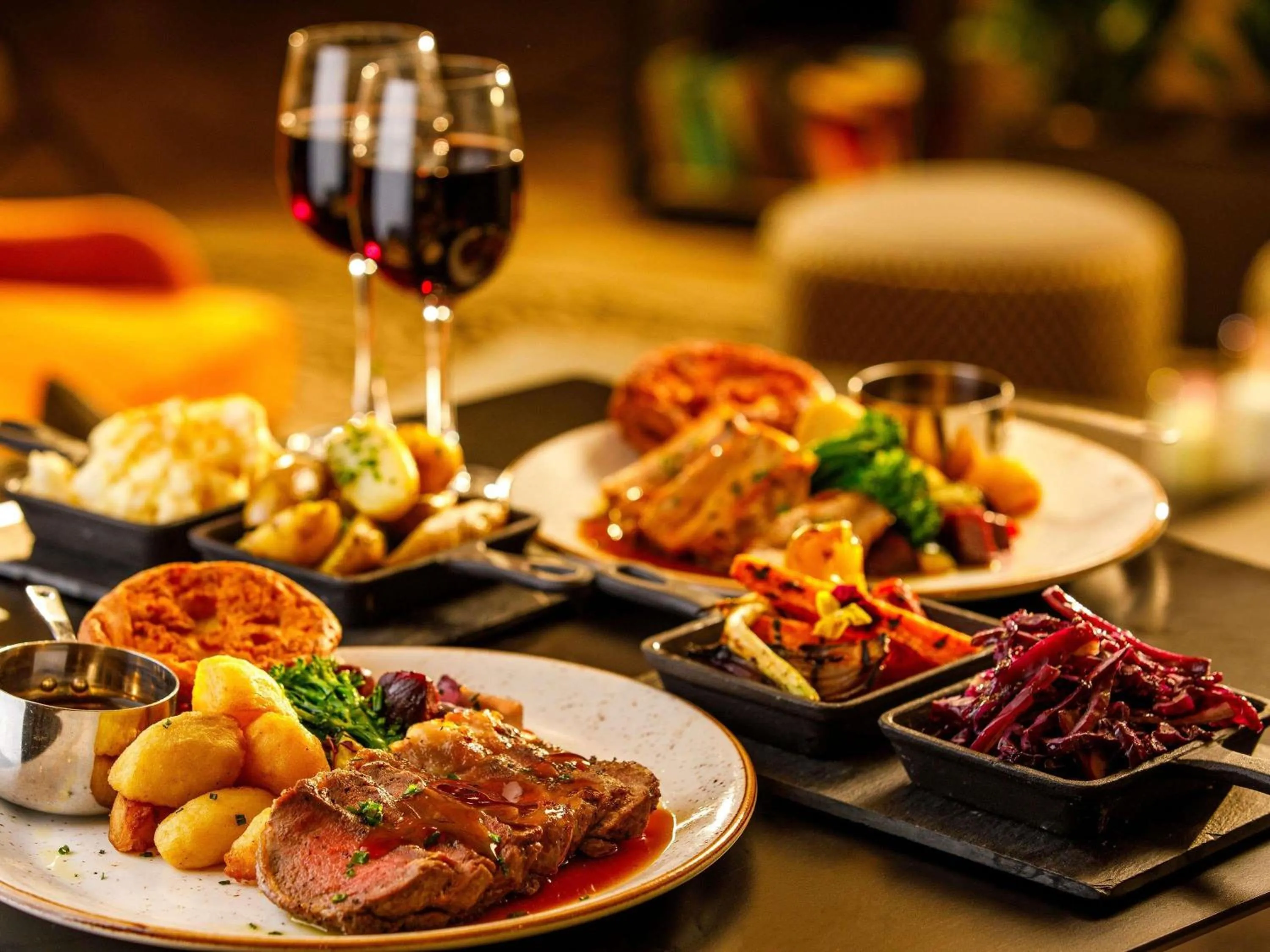 Restaurant/places to eat in Mercure Cardiff North Hotel