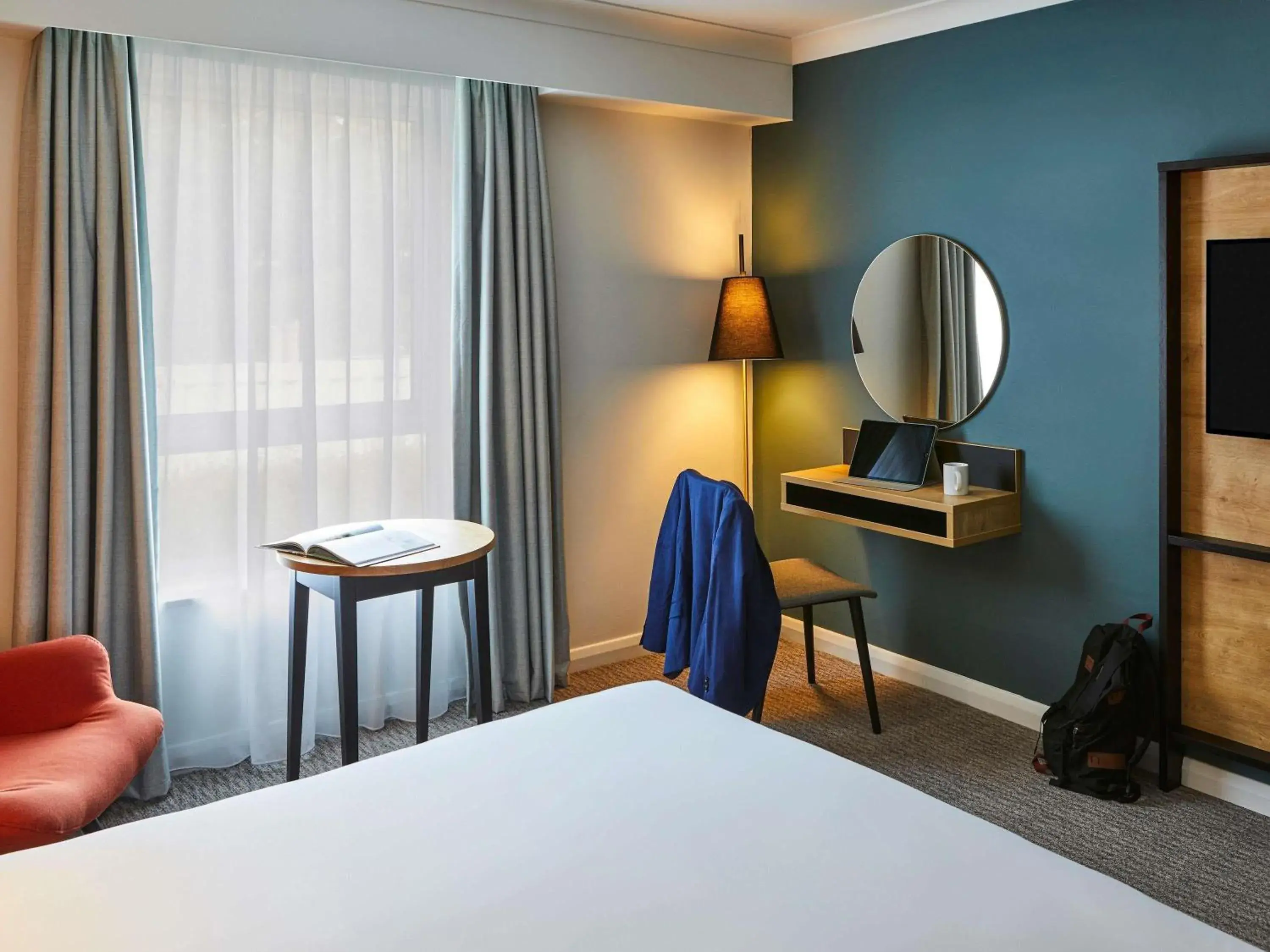 Bedroom, Bed in Mercure Cardiff North Hotel Bedroom, Bed in Mercure Cardiff North Hotel