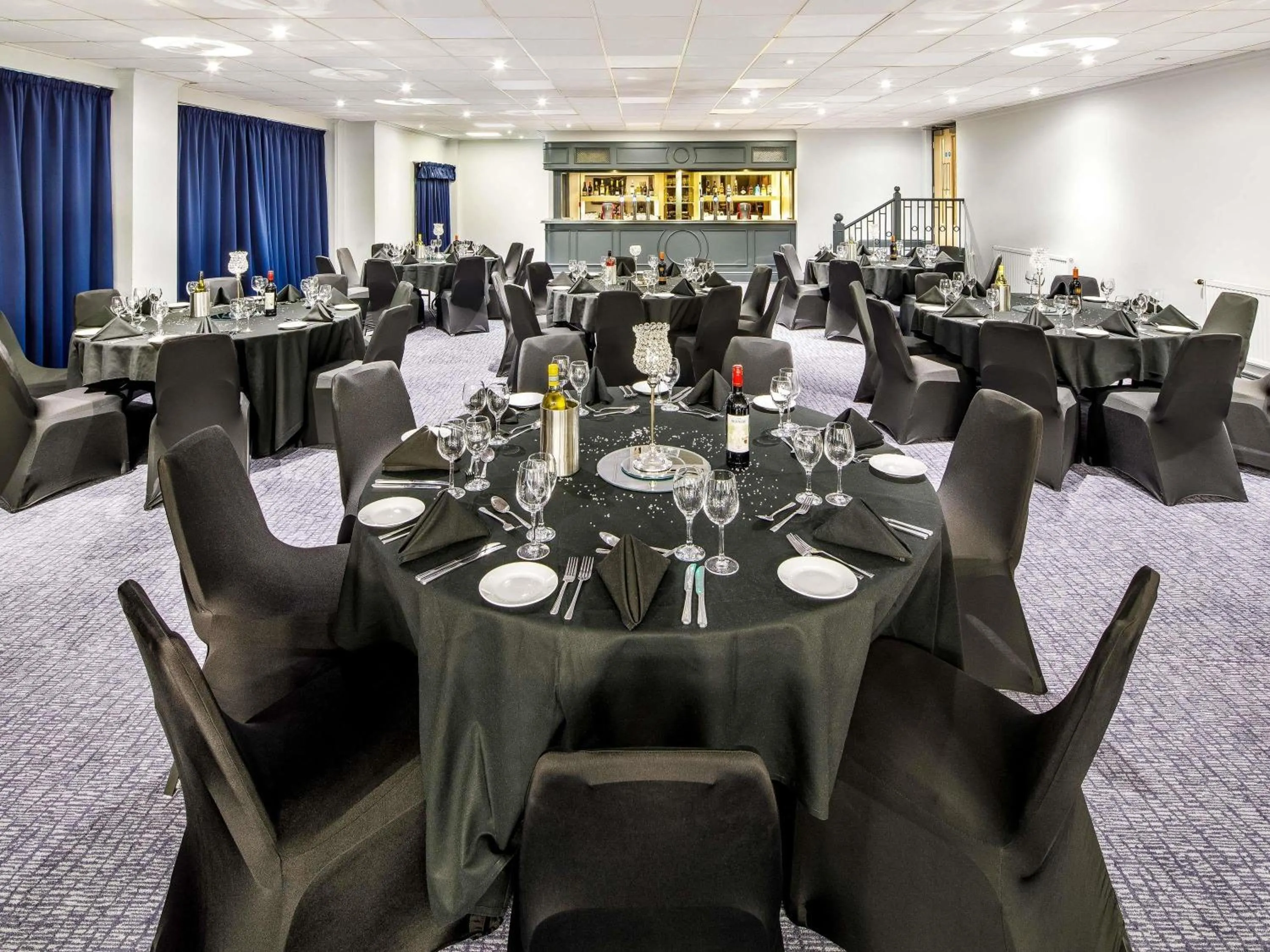 Meeting/conference room in Mercure Cardiff North Hotel