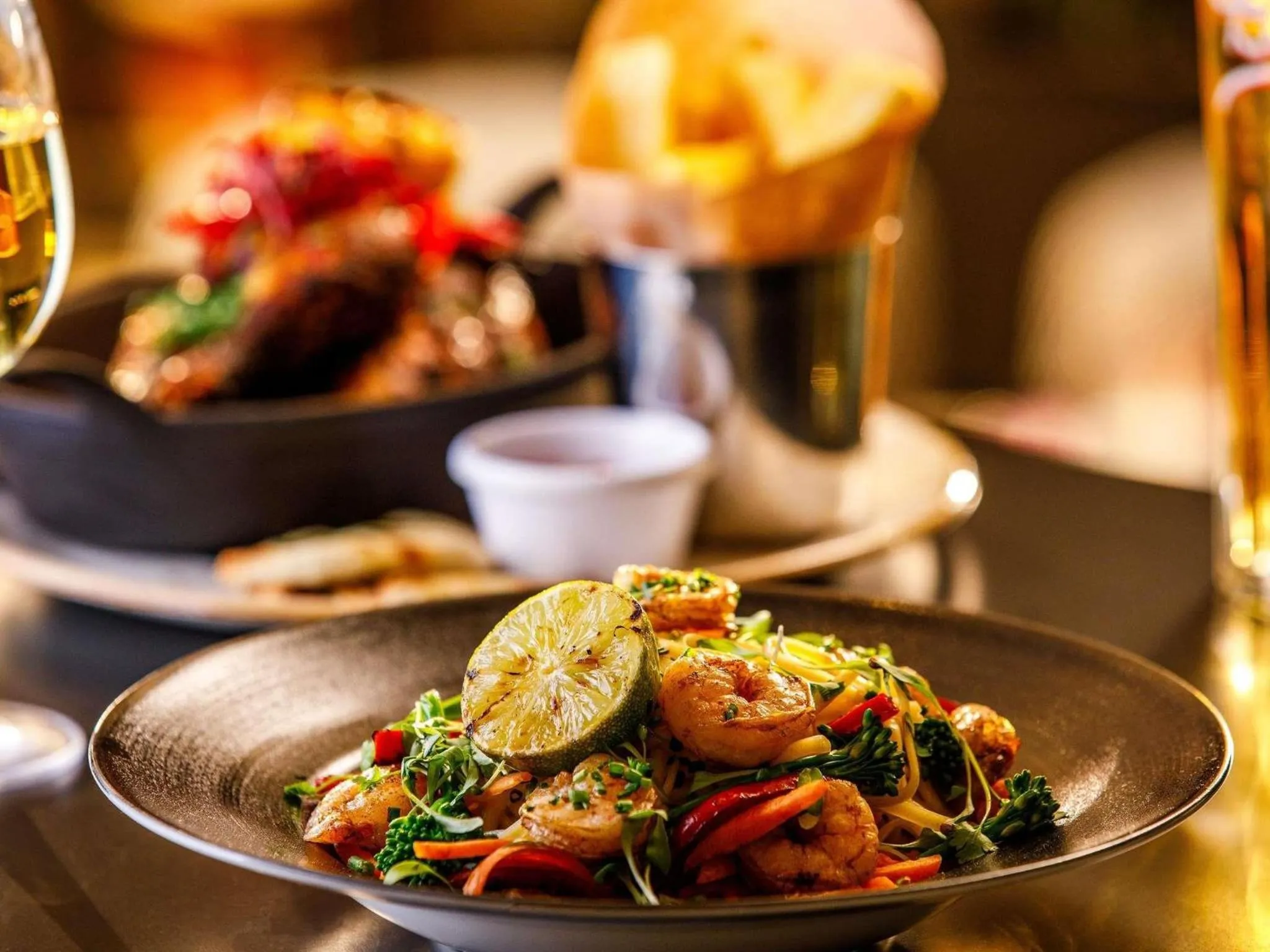 Restaurant/places to eat in Mercure Cardiff North Hotel