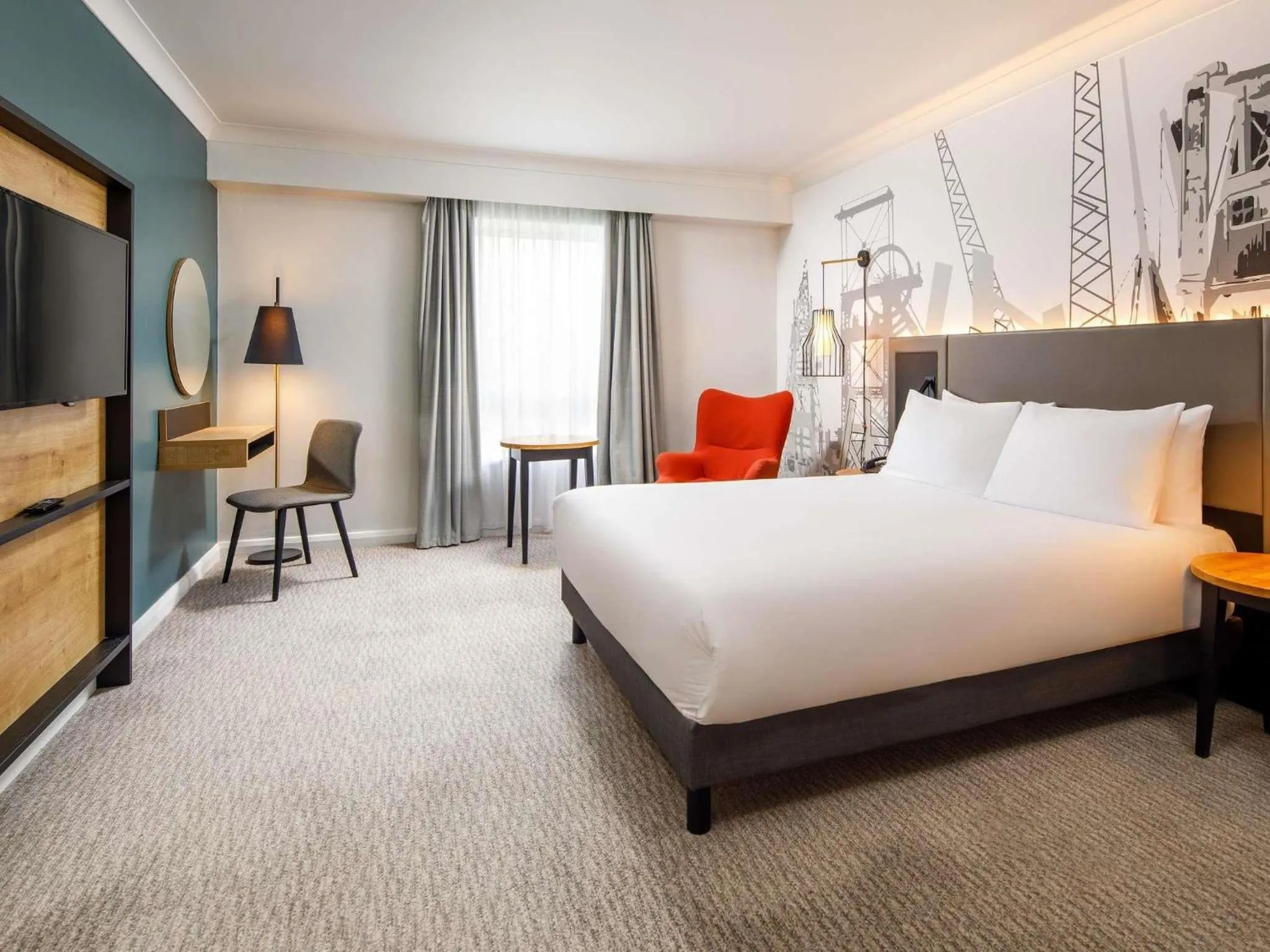 Bedroom, Bed in Mercure Cardiff North Hotel