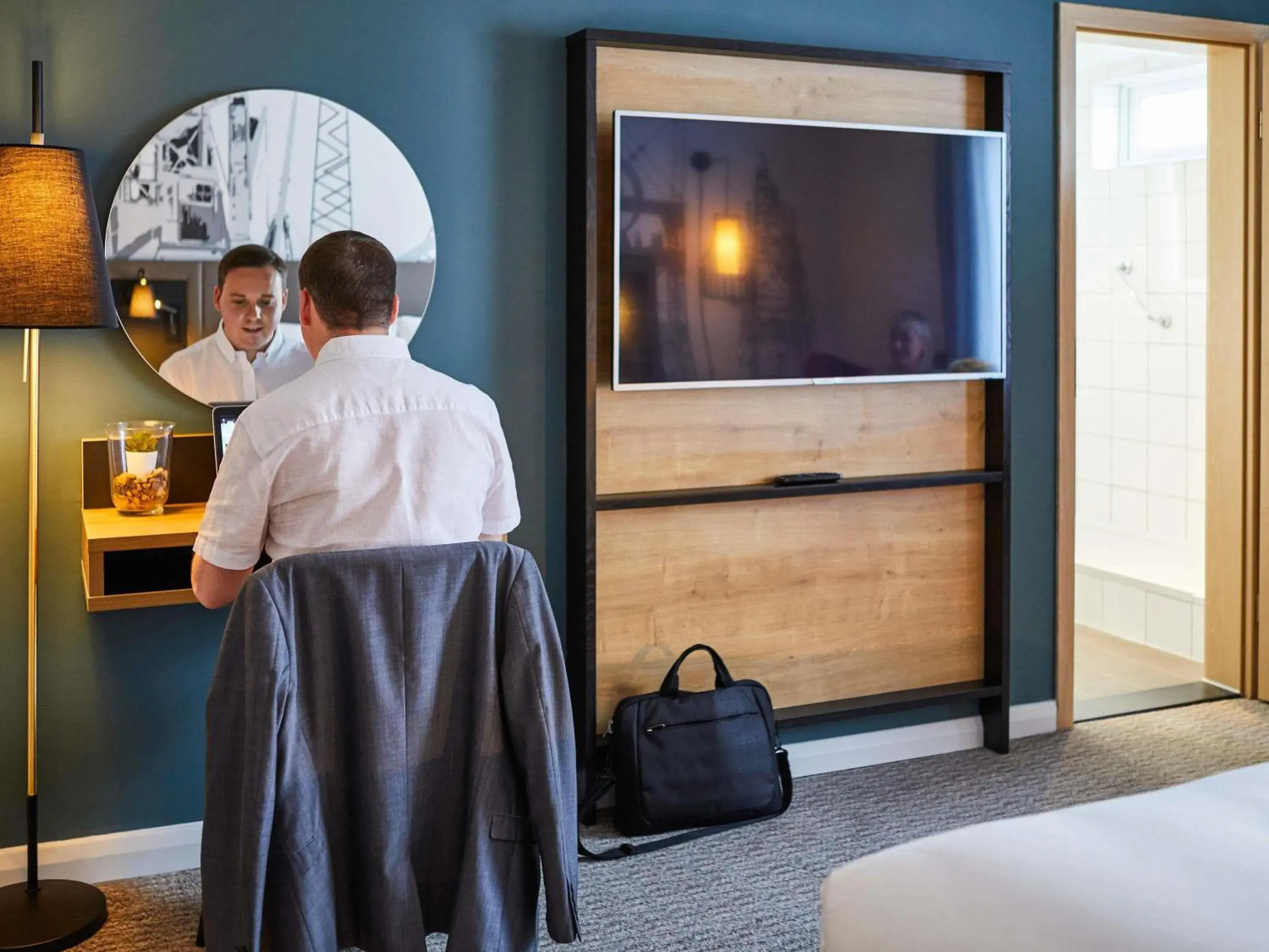 Bedroom, Bed in Mercure Cardiff North Hotel Bedroom, Bed in Mercure Cardiff North Hotel