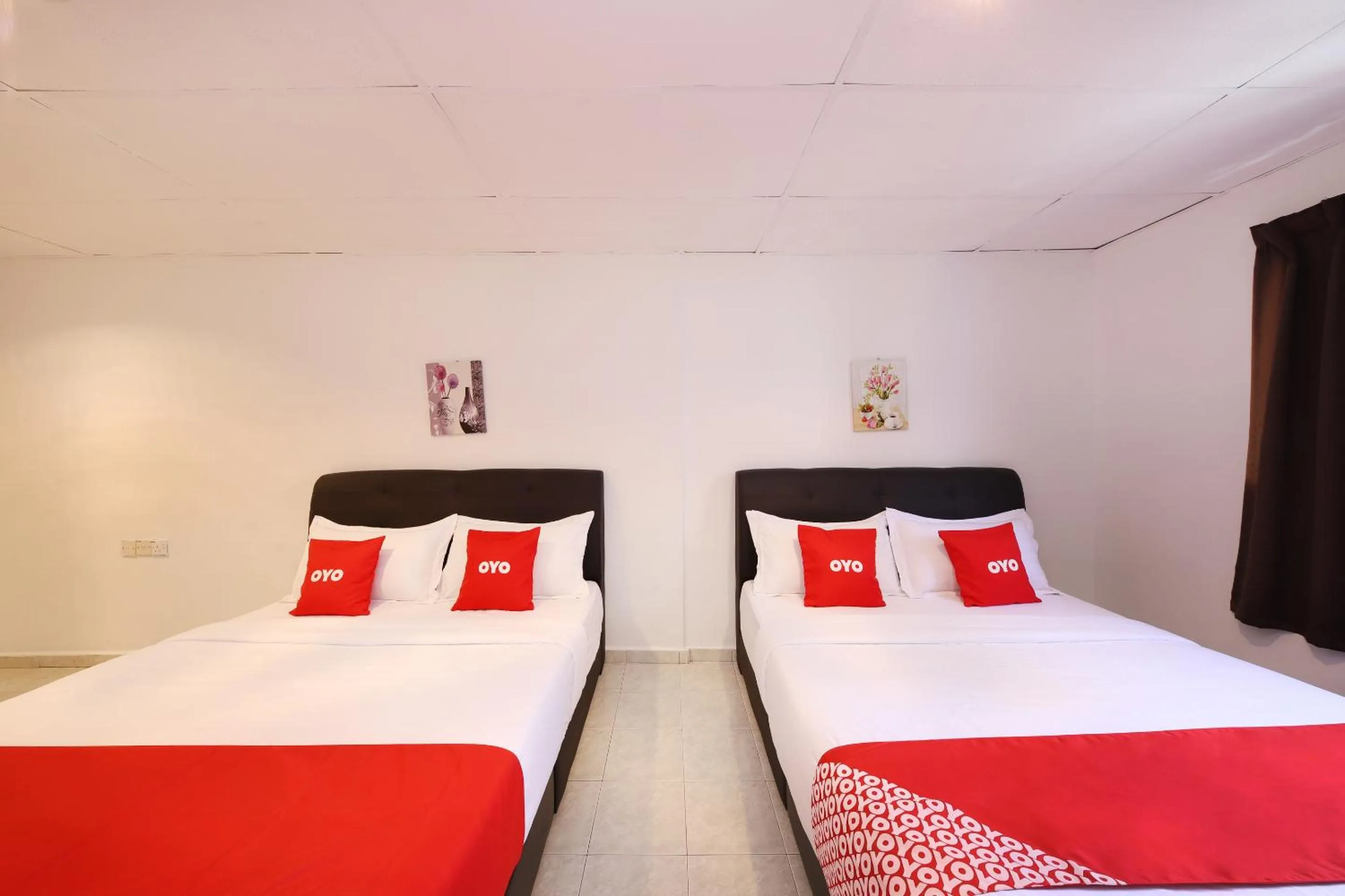 Photo of the whole room in Azimaju Guesthouse