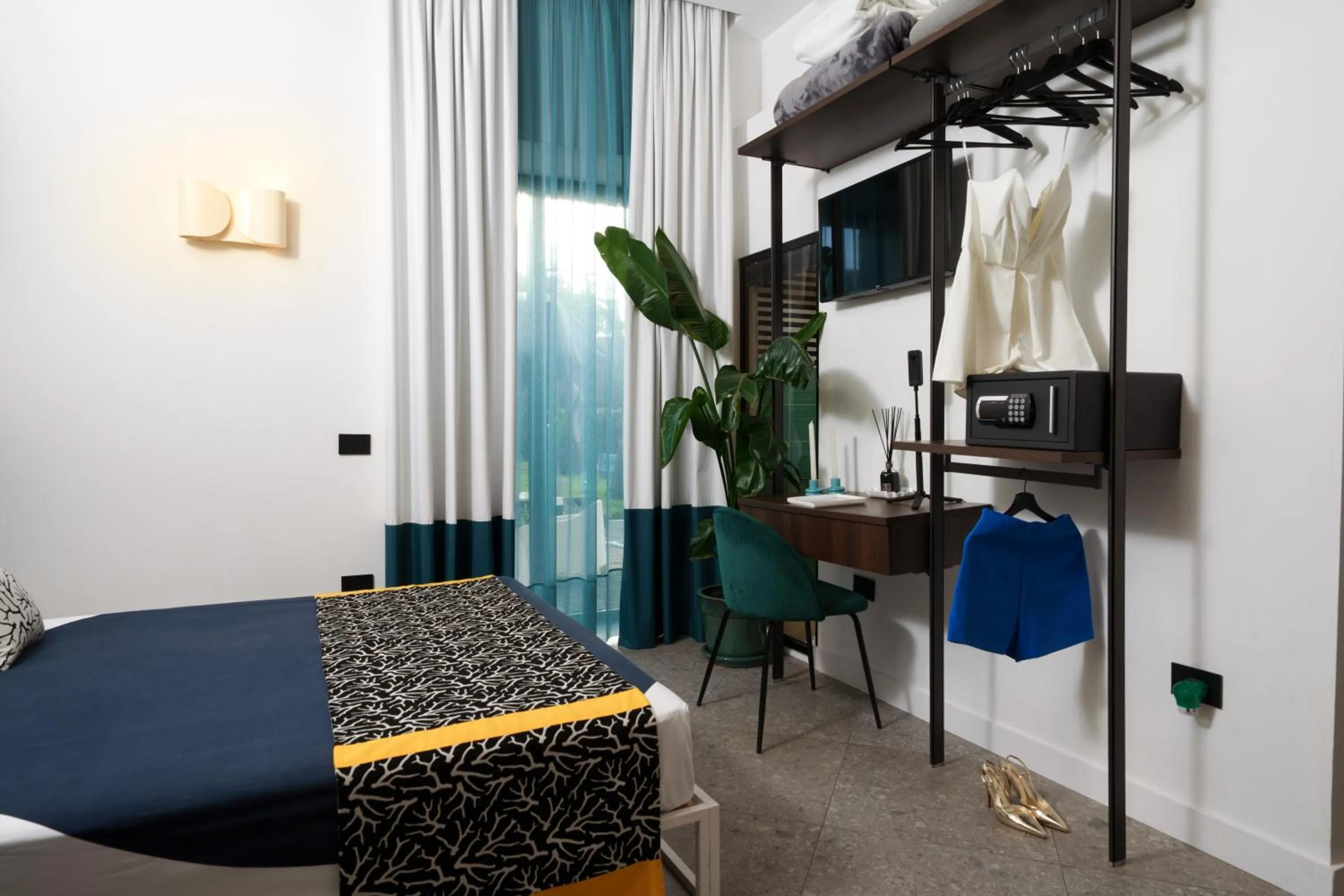 Bed in 1912 Relais - Sorrento Coast