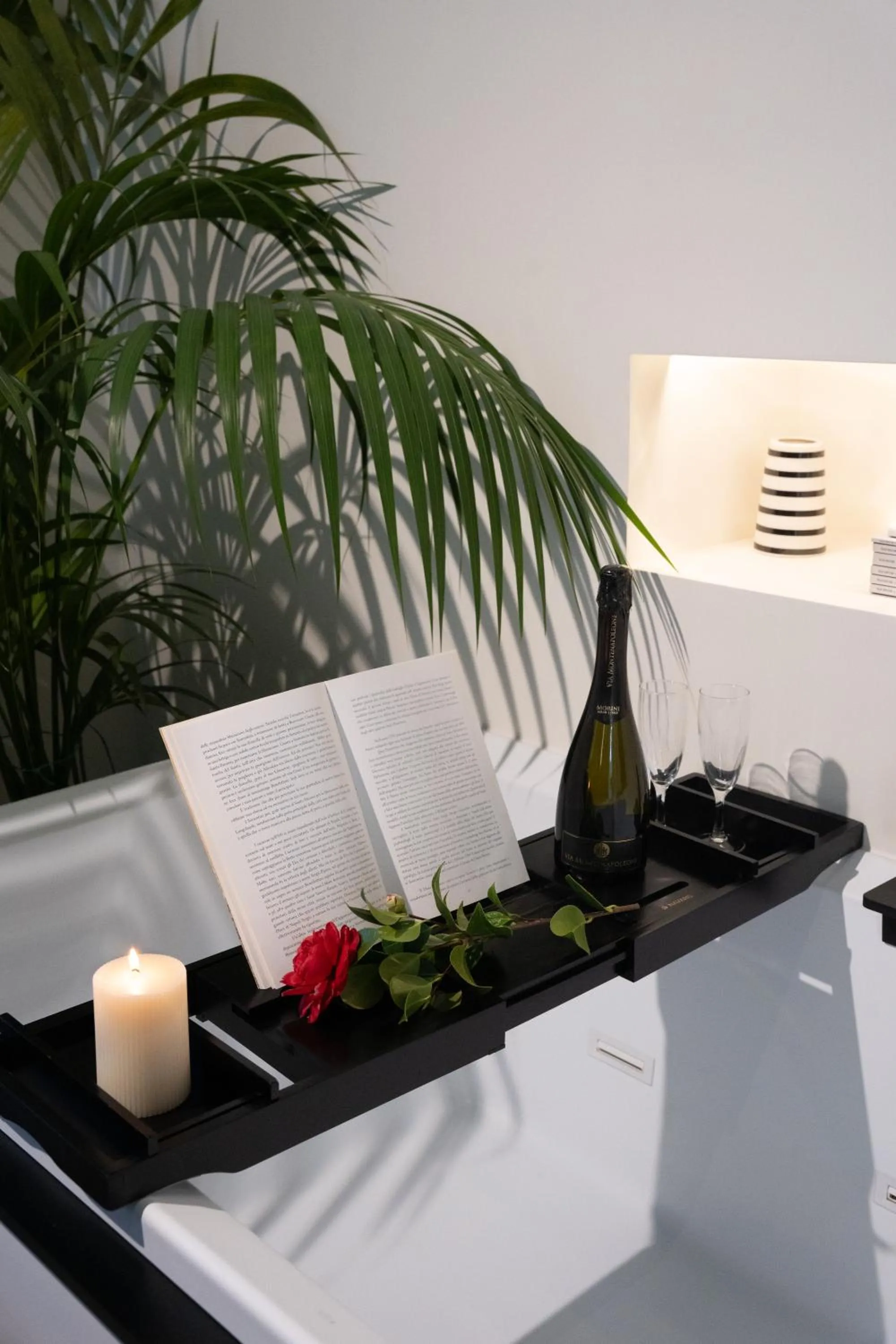 Hot Tub in 1912 Relais - Sorrento Coast