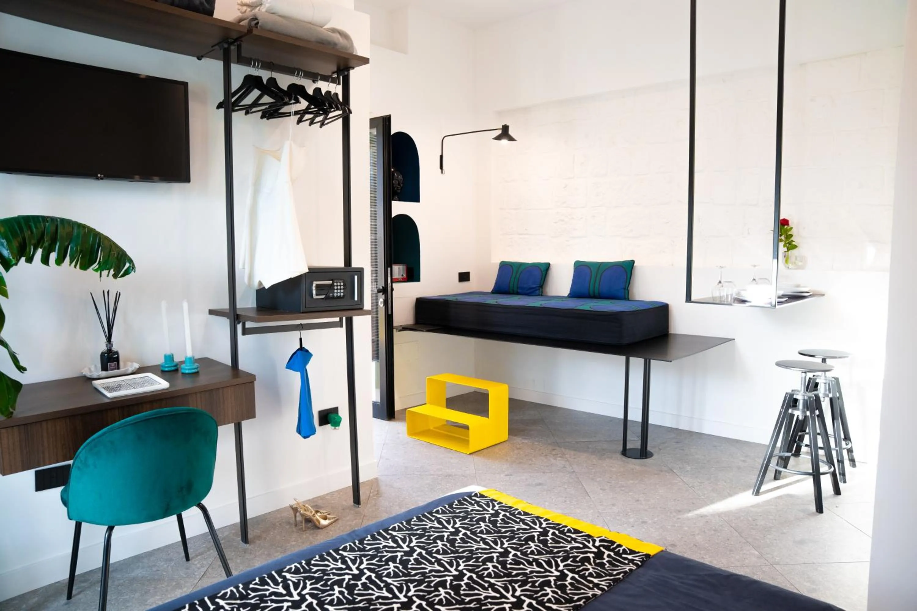 Bed in 1912 Relais - Sorrento Coast