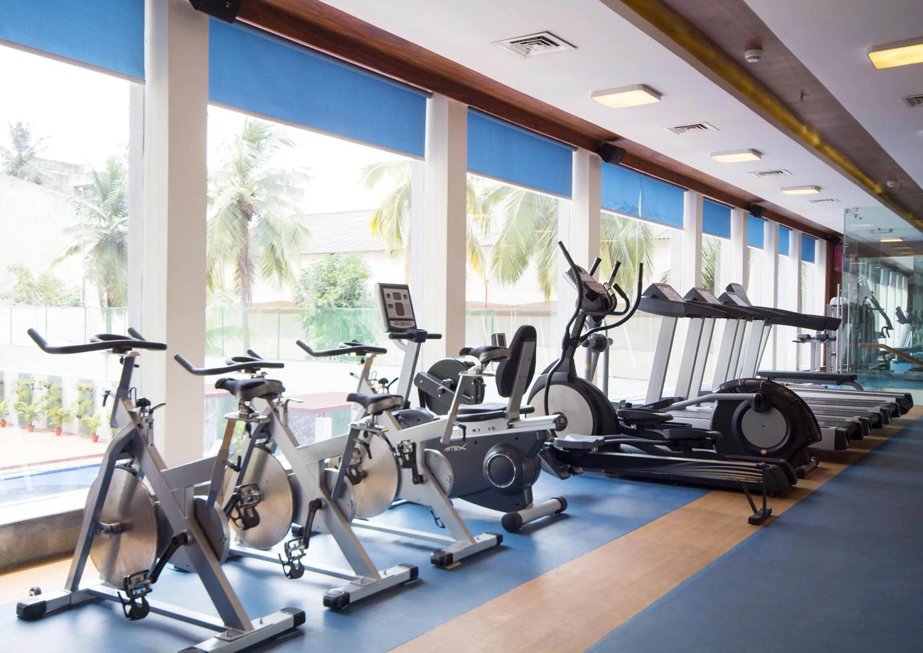 Fitness centre/facilities in Dolphin Hotel
