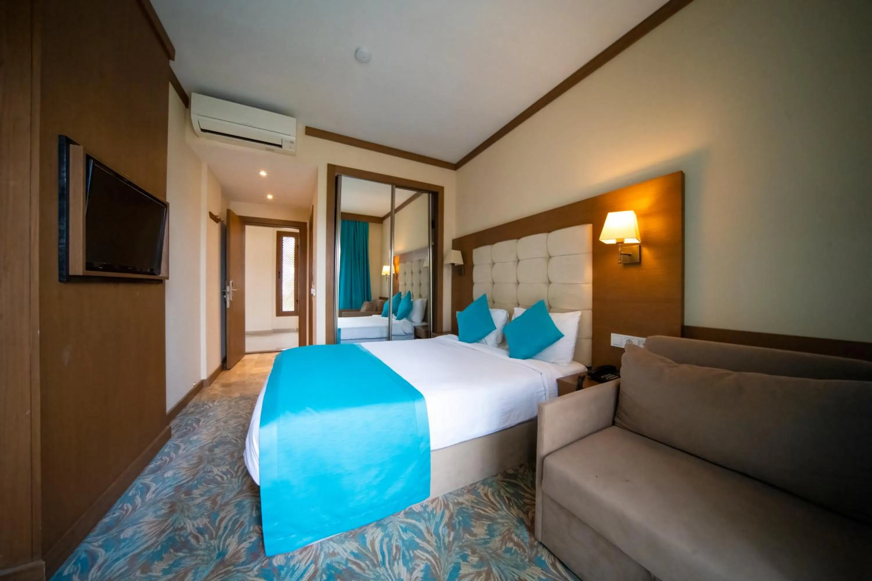 Bed in Liona Hotel & SPA