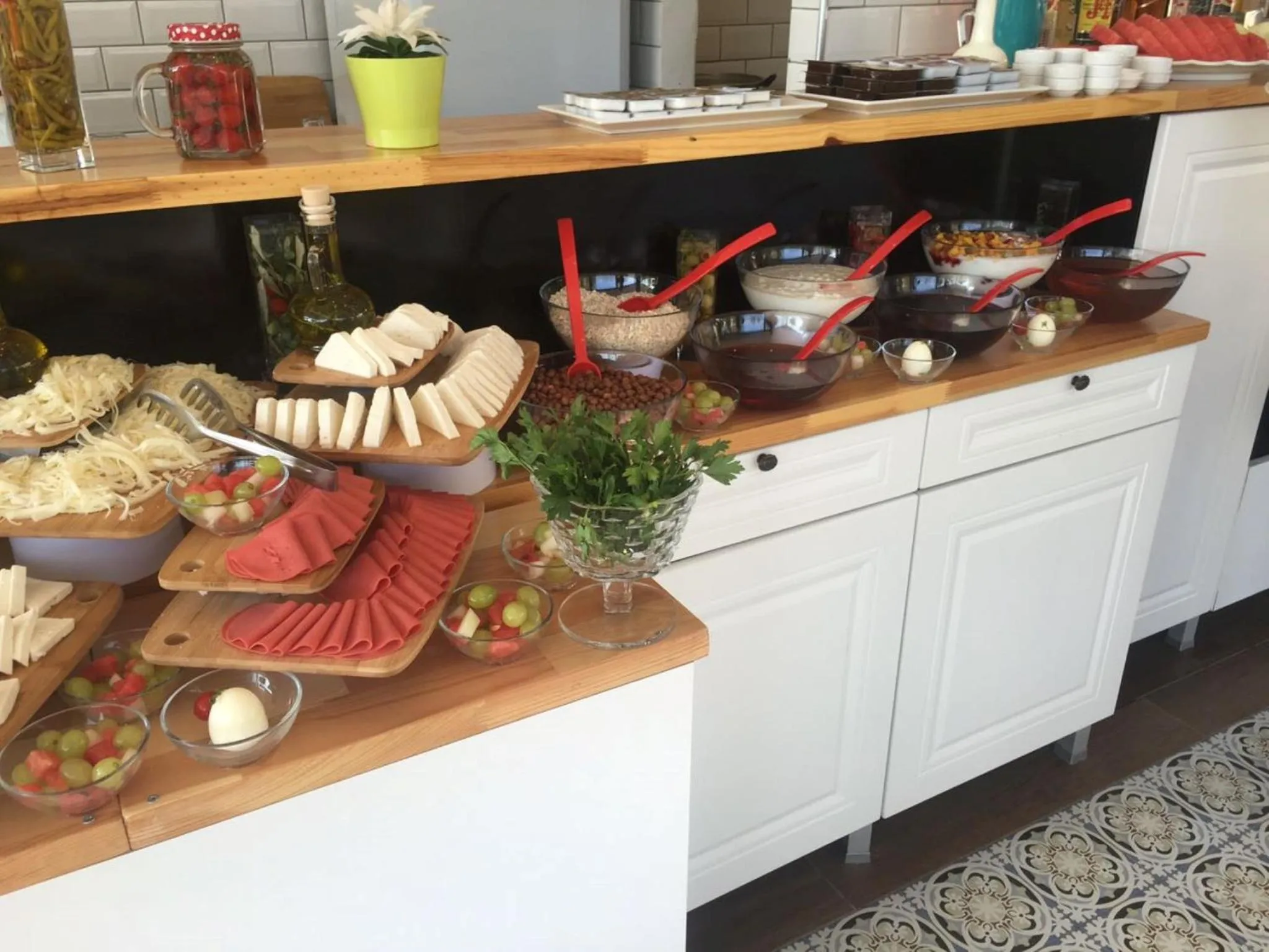 Restaurant/places to eat in Liona Hotel & SPA