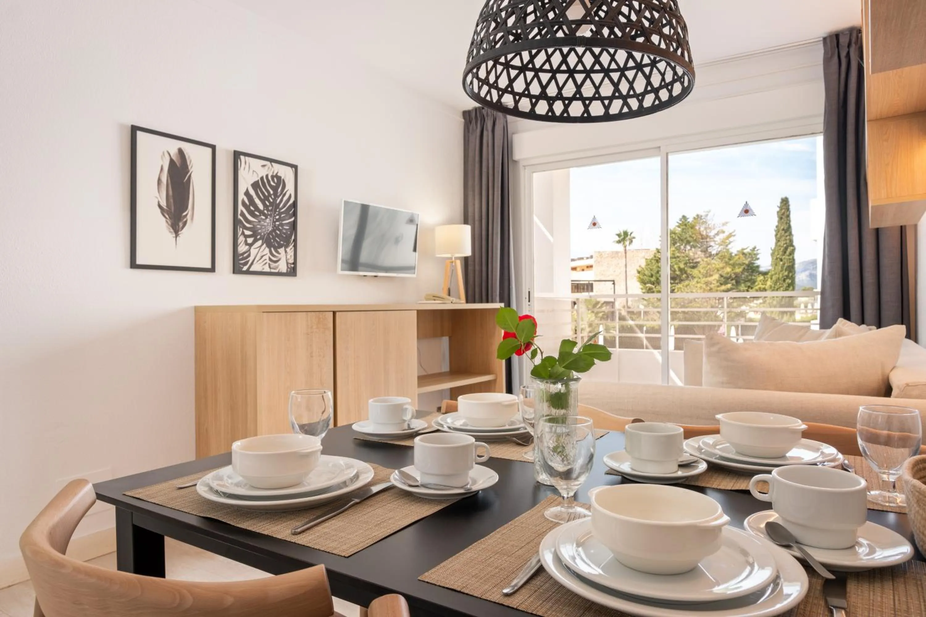 Dining area in Duvabitat Apartments