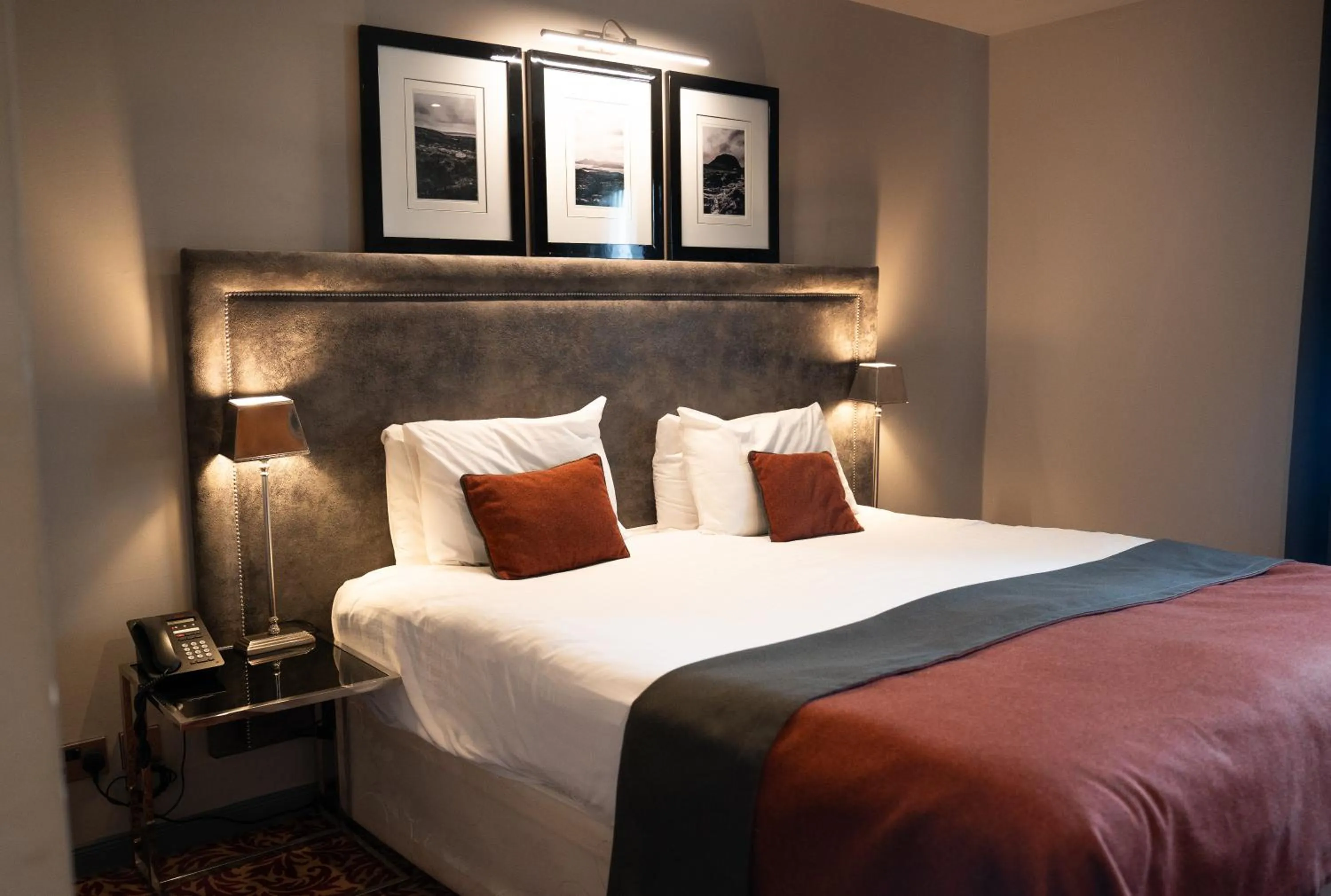 Bed in The Fenwick Hotel