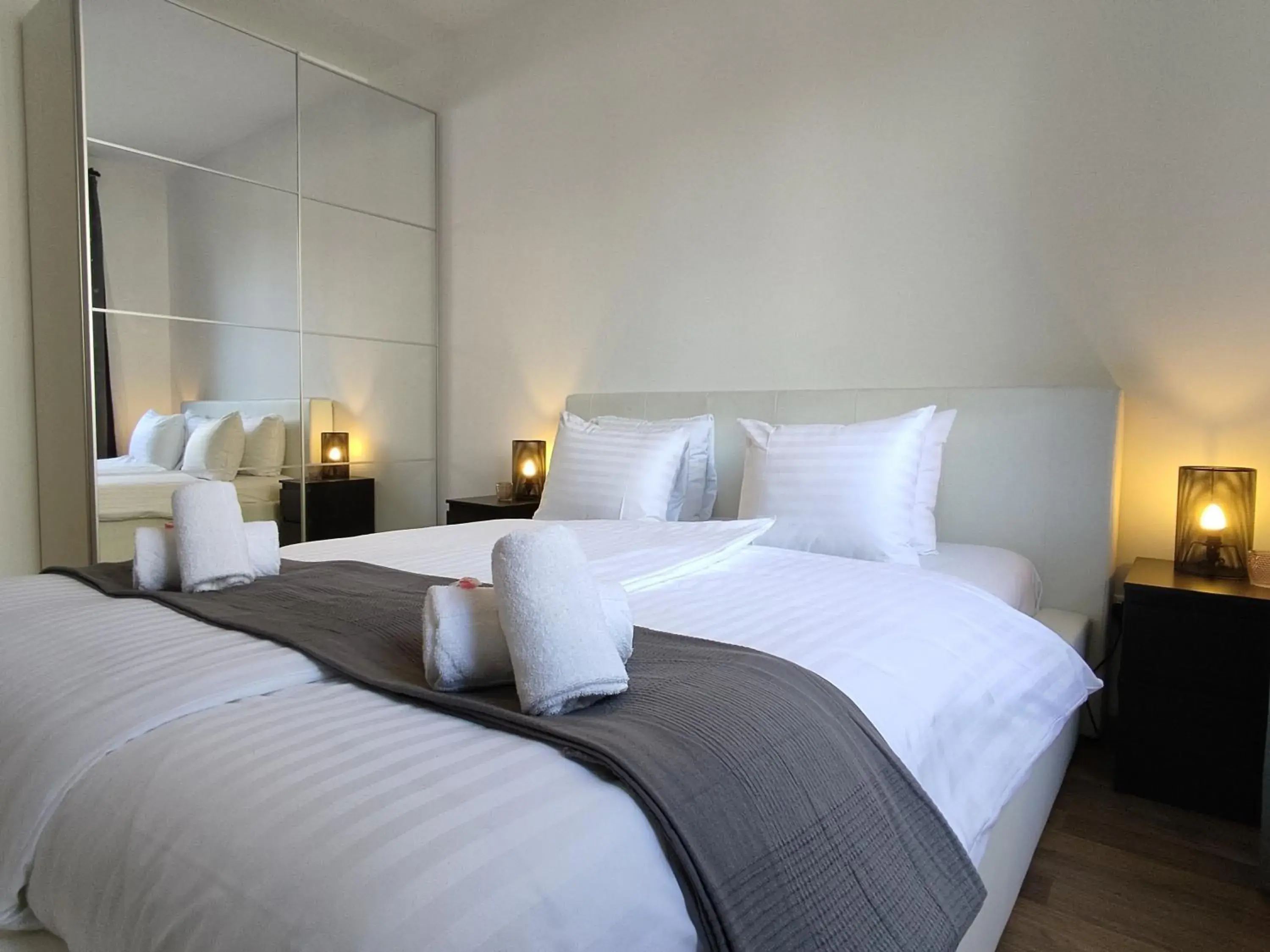 Bed in Corvin Center Suites Bed in Corvin Center Suites