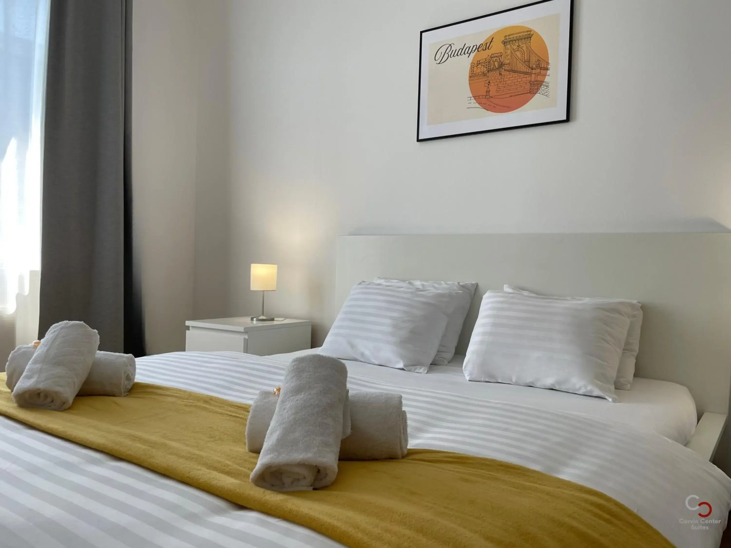 Bed in Corvin Center Suites Bed in Corvin Center Suites