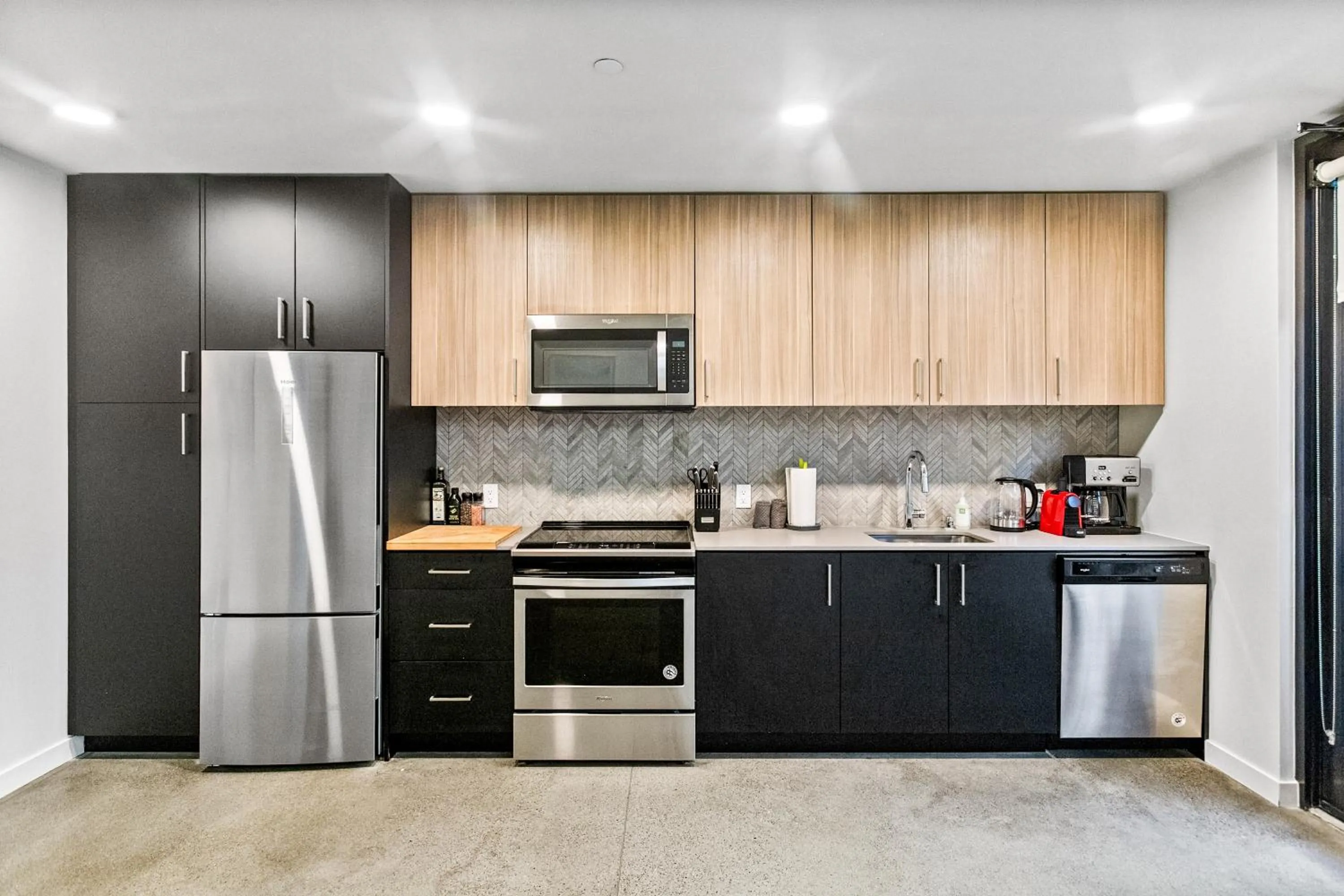 kitchen in Open Loft in Redmond Core - 92 Walkscore!