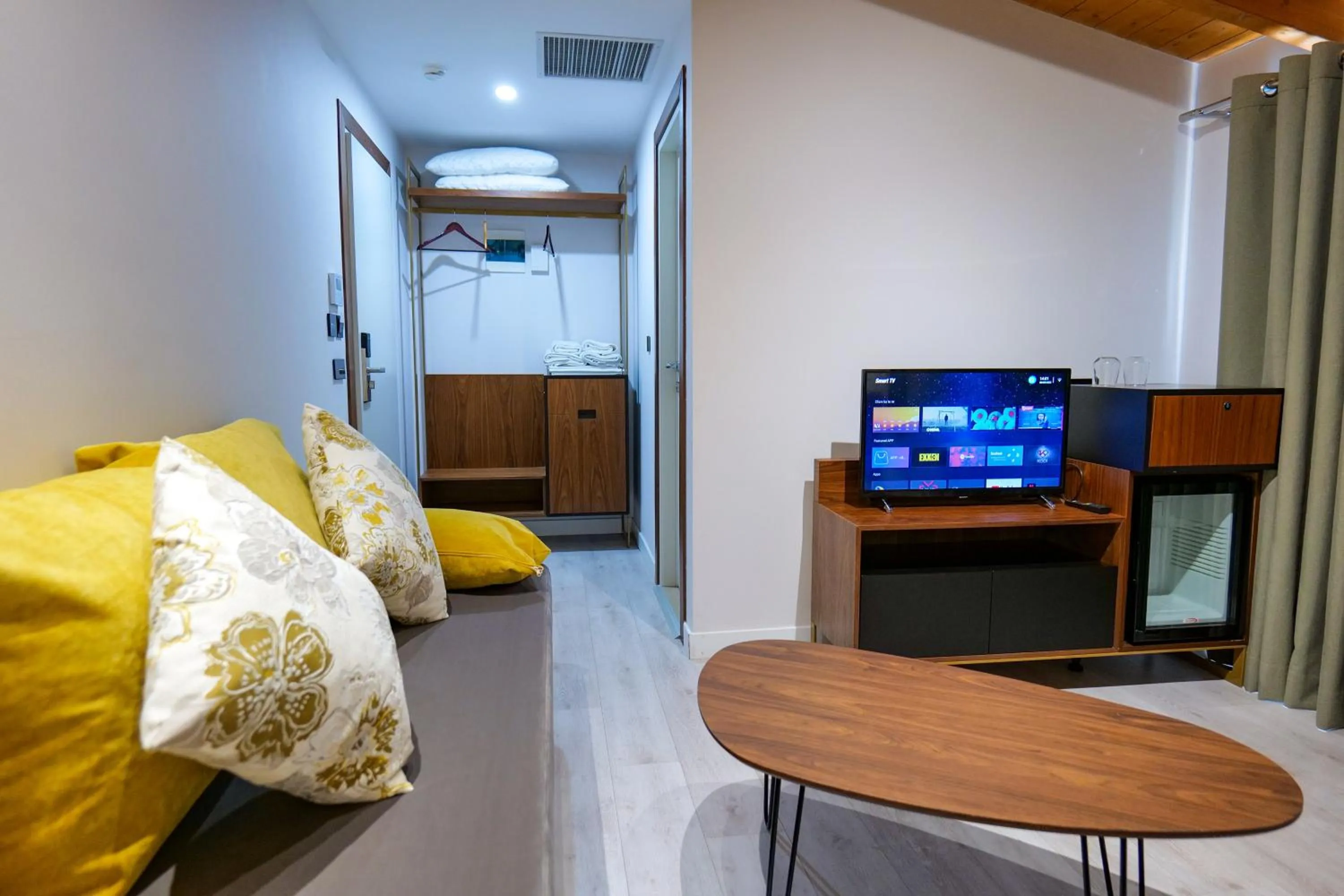 TV and multimedia in Hotel Semajo