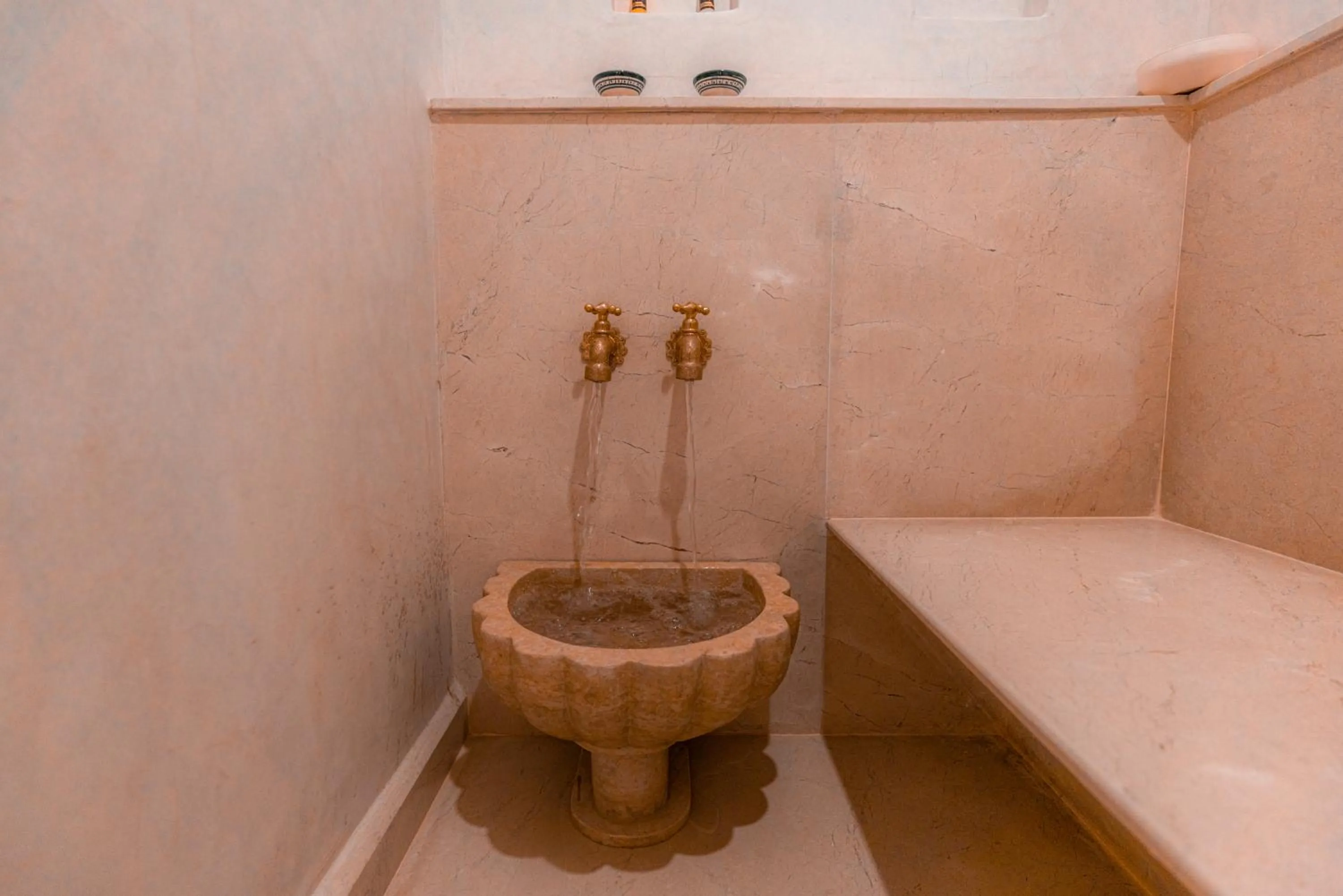 Toilet in Riad Deluxe