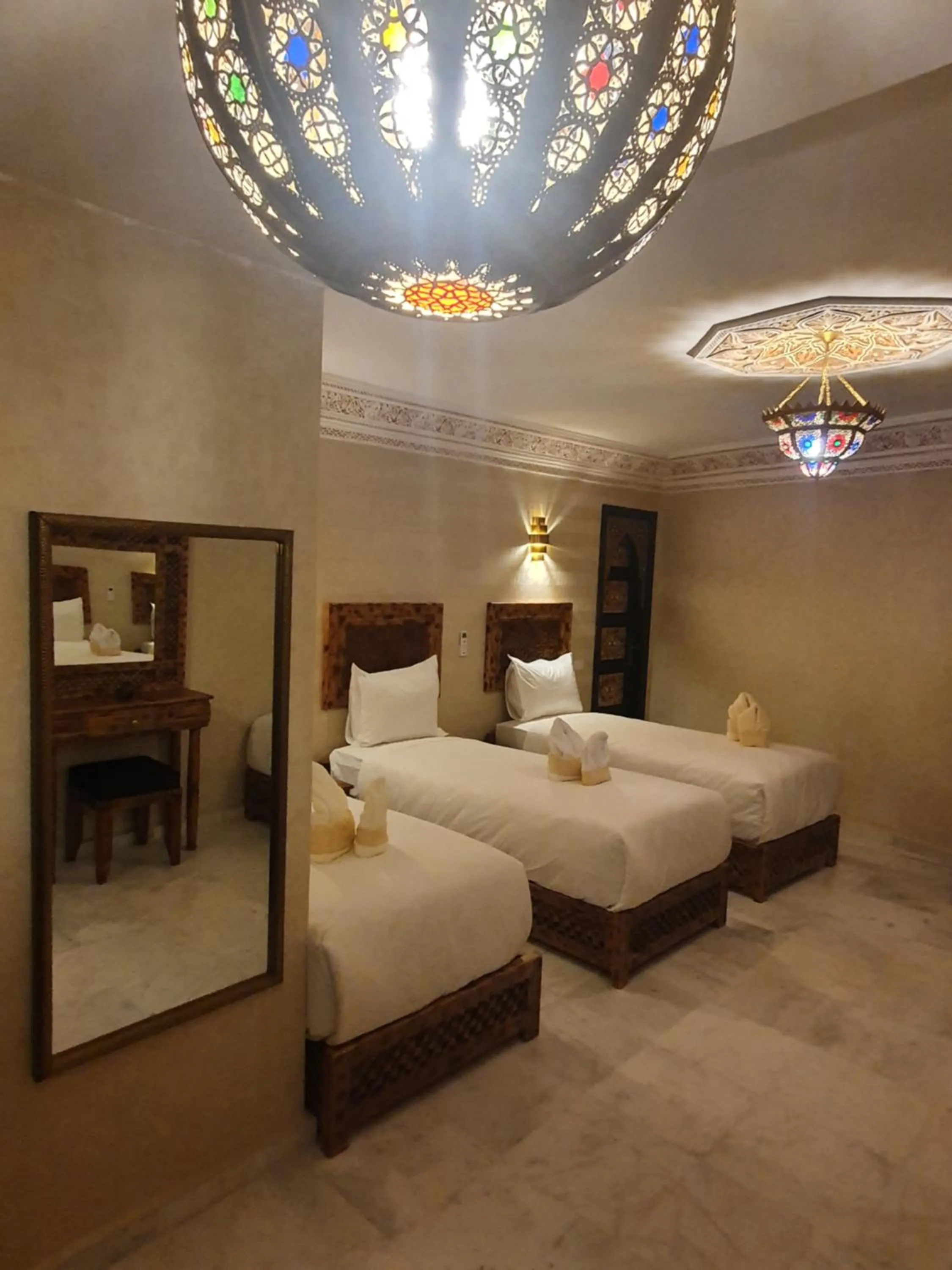 Photo of the whole room, Bed in Riad Deluxe