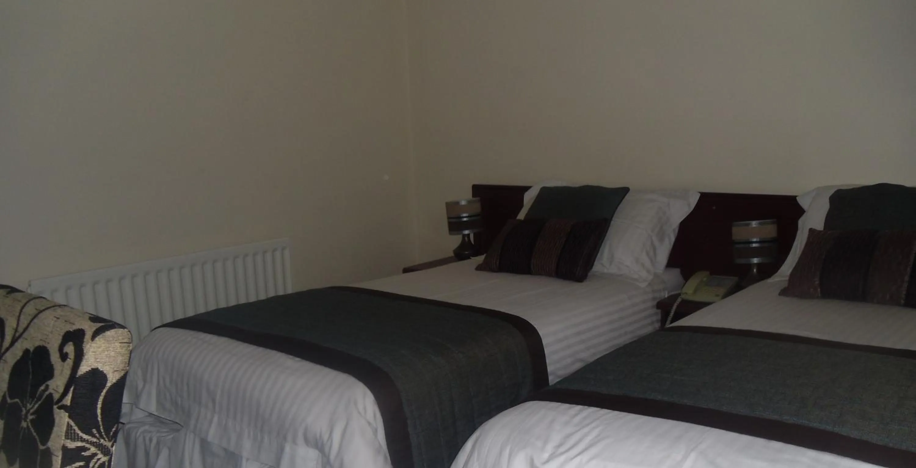 Bed in Waverley Hotel