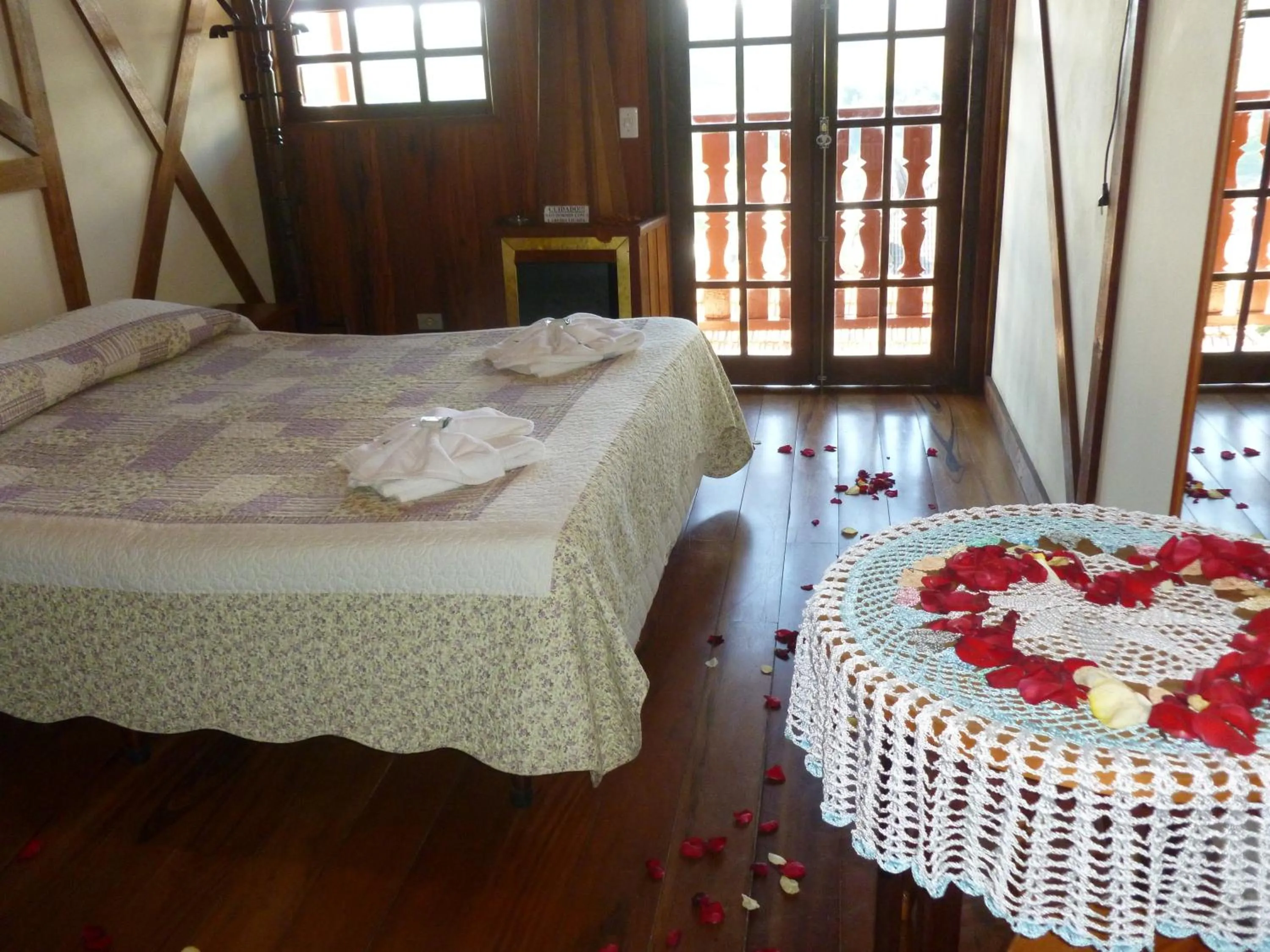 Bedroom, Bed in Pousada dos Esquilos