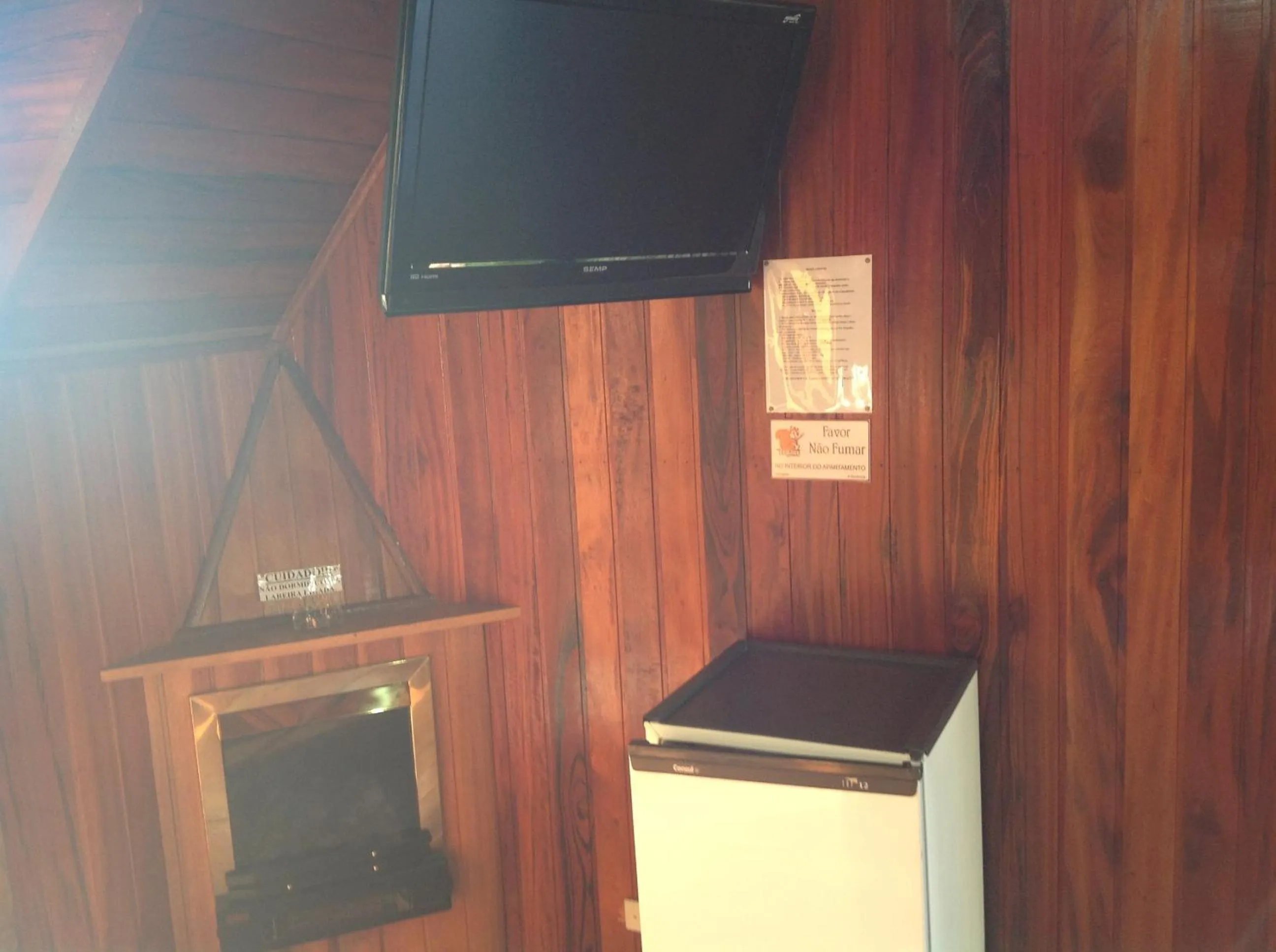 TV and multimedia in Pousada dos Esquilos