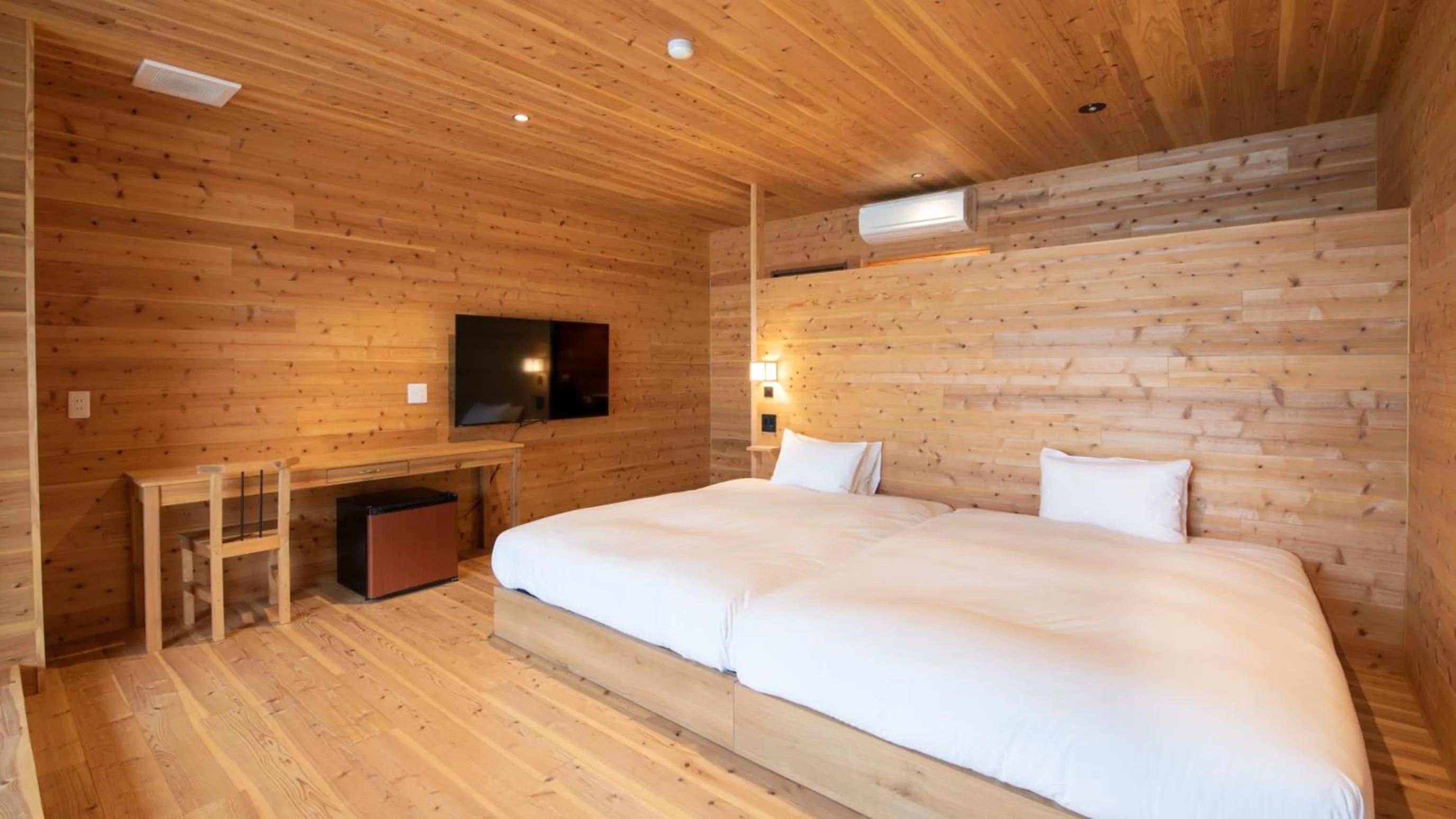 Photo of the whole room, Bed in Genkai Ryokan