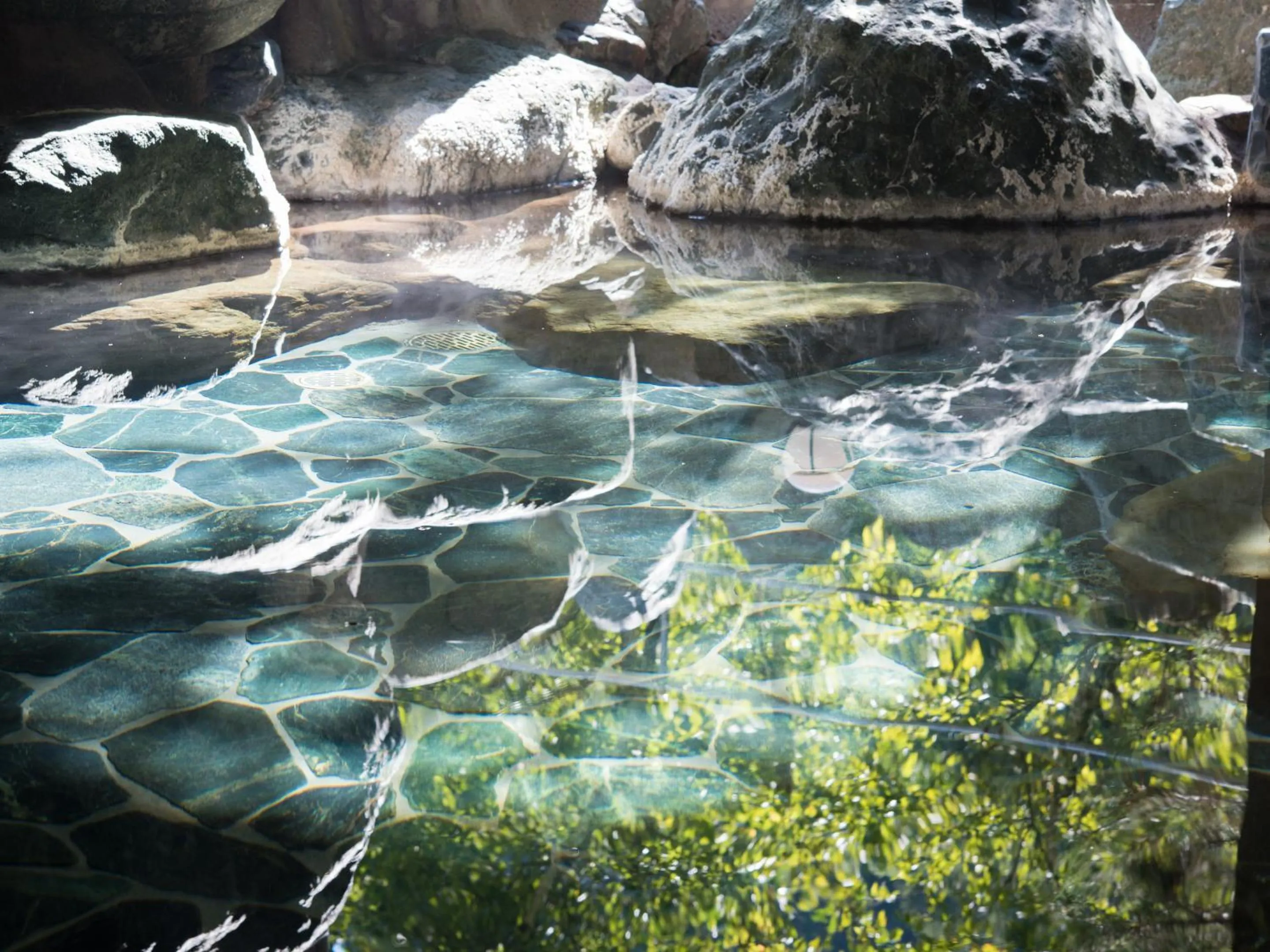 Hot Spring Bath in Iwazonokan