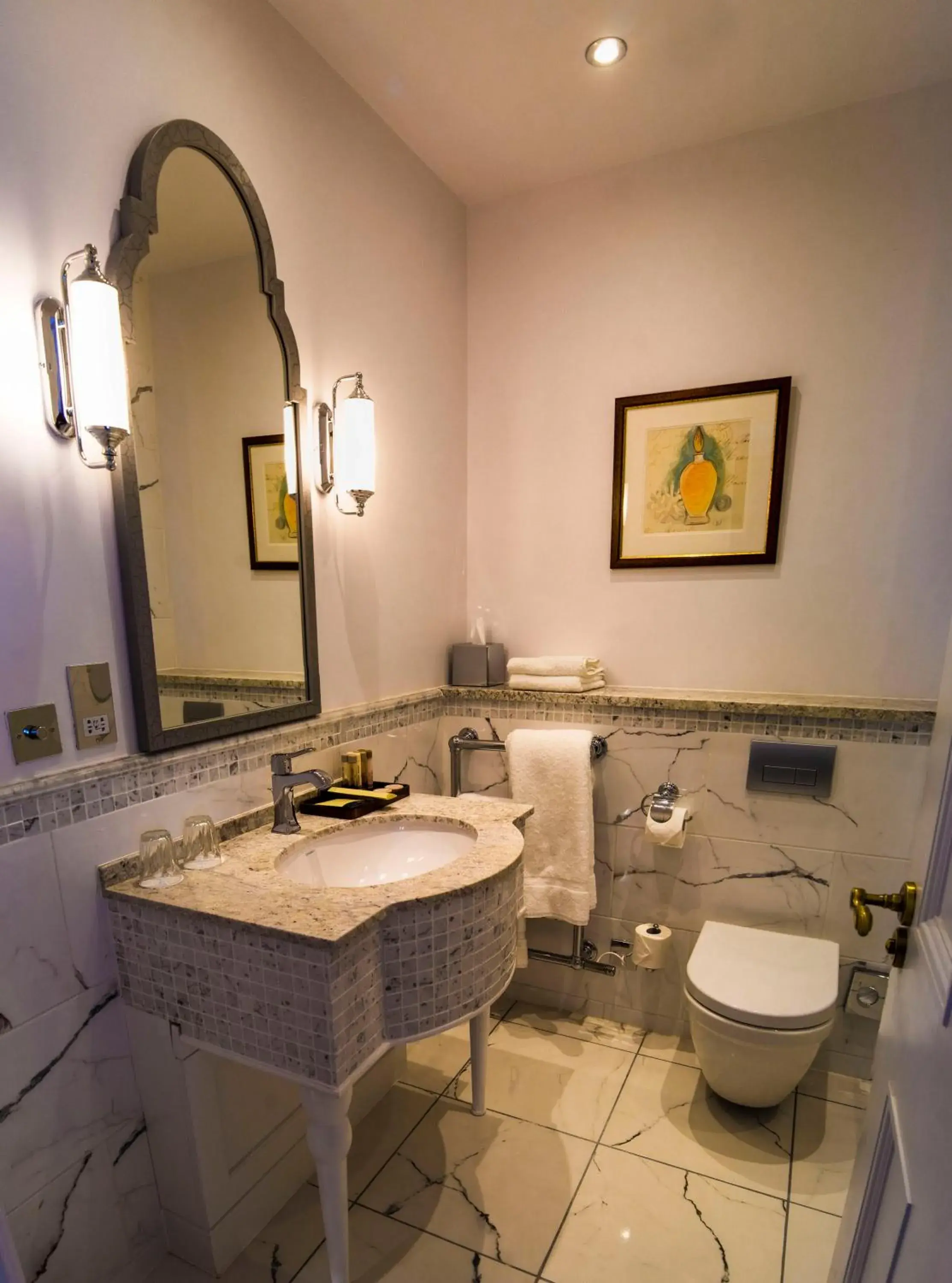 Bedroom in St Paul's Hotel Bedroom in St Paul's Hotel